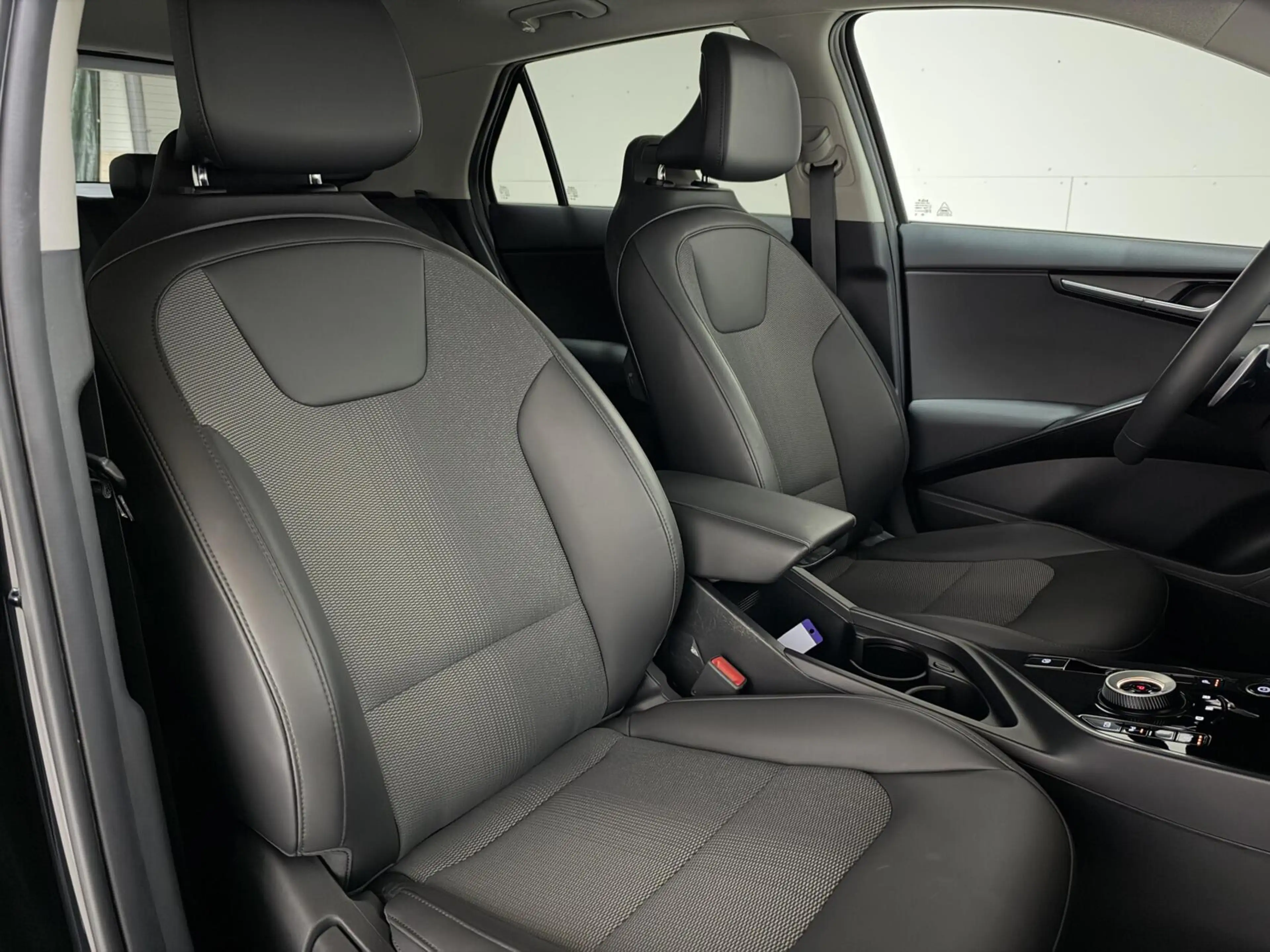 Kia e-Niro EV Edition 64.8 kWh Pano HUD Camera Carplay Stoel/ — photo 21