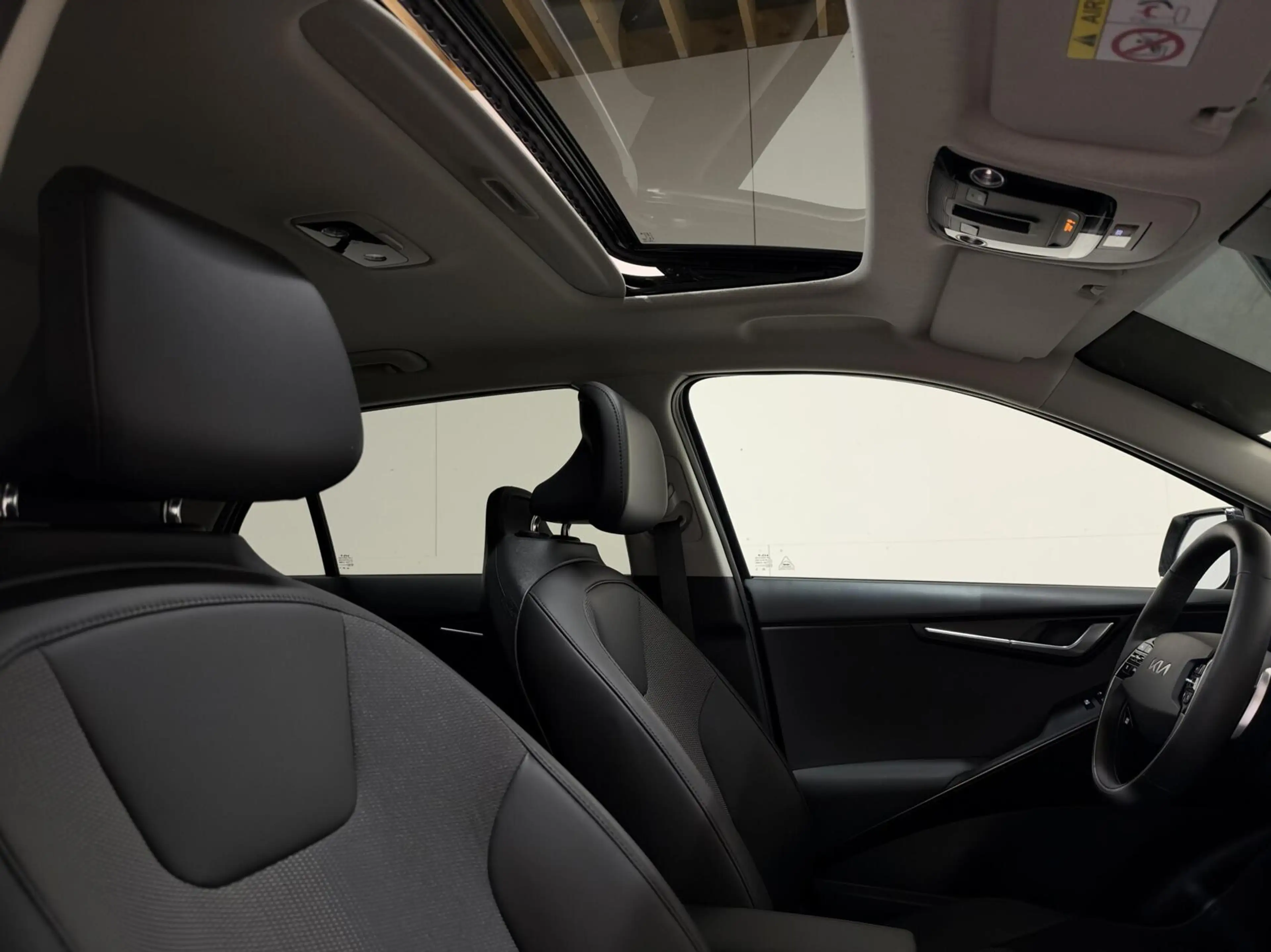Kia e-Niro EV Edition 64.8 kWh Pano HUD Camera Carplay Stoel/ — photo 22