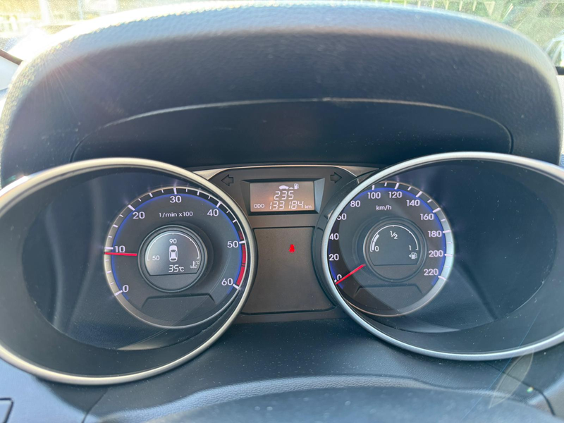 Hyundai iX35 1.7 CRDi DPF Comfort 2WD — photo 9