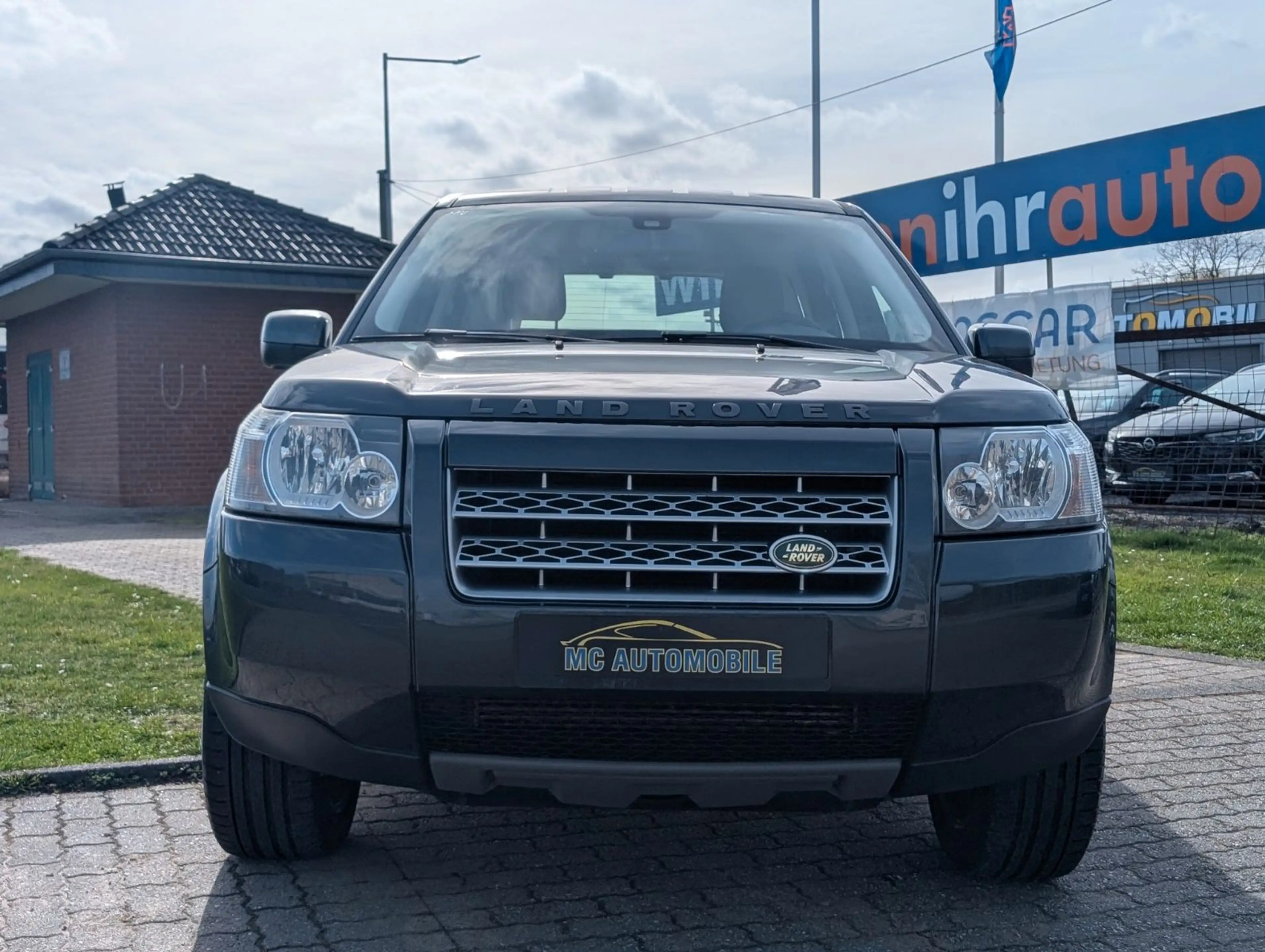 Land Rover Freelander 2 XE Limited Edition 4X4*PDC*AHK*SHZ — photo 6