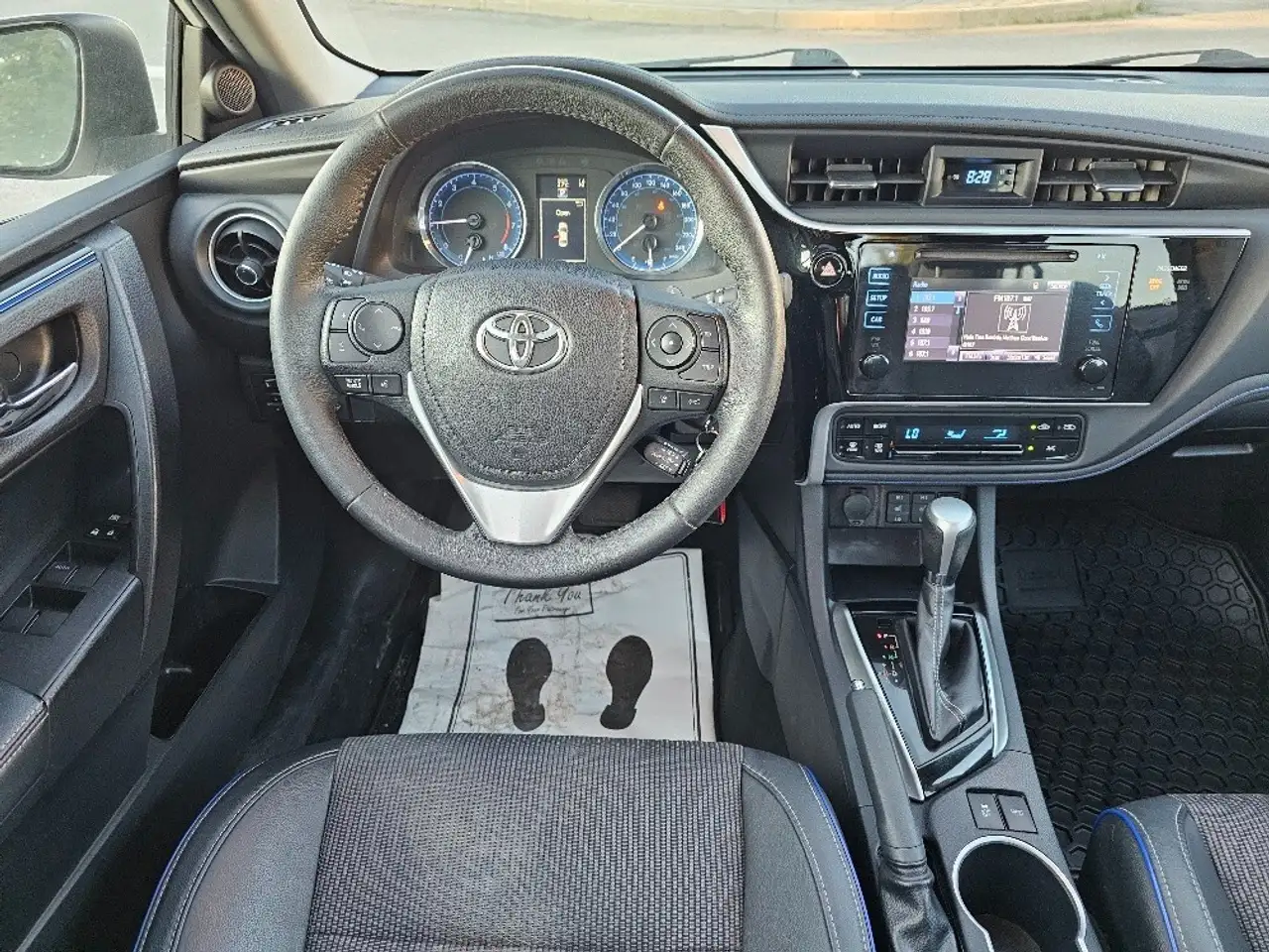 Toyota Corolla photo Toyota Corolla