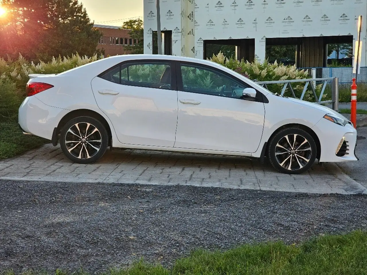 Toyota Corolla photo Toyota Corolla