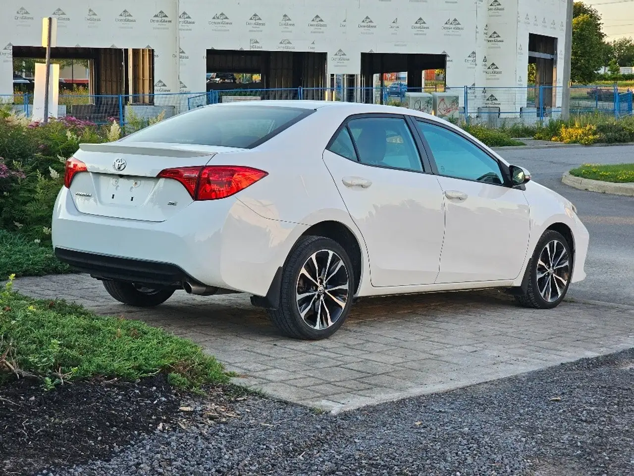 Toyota Corolla photo Toyota Corolla