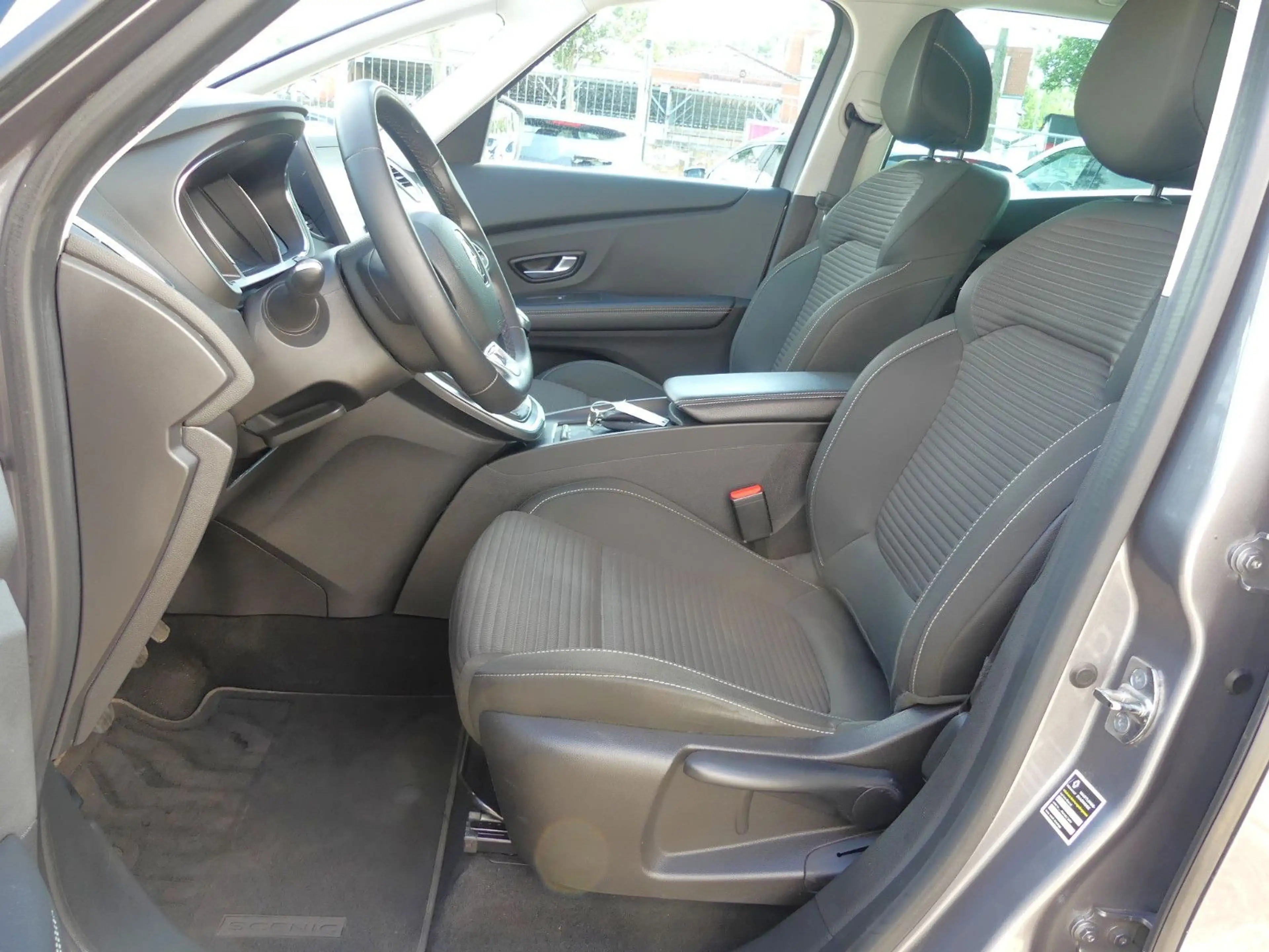 Renault Grand Scenic 1.3 TCE Business Edition/7-Sitze/CarPlay/1.Hand/ — photo 12
