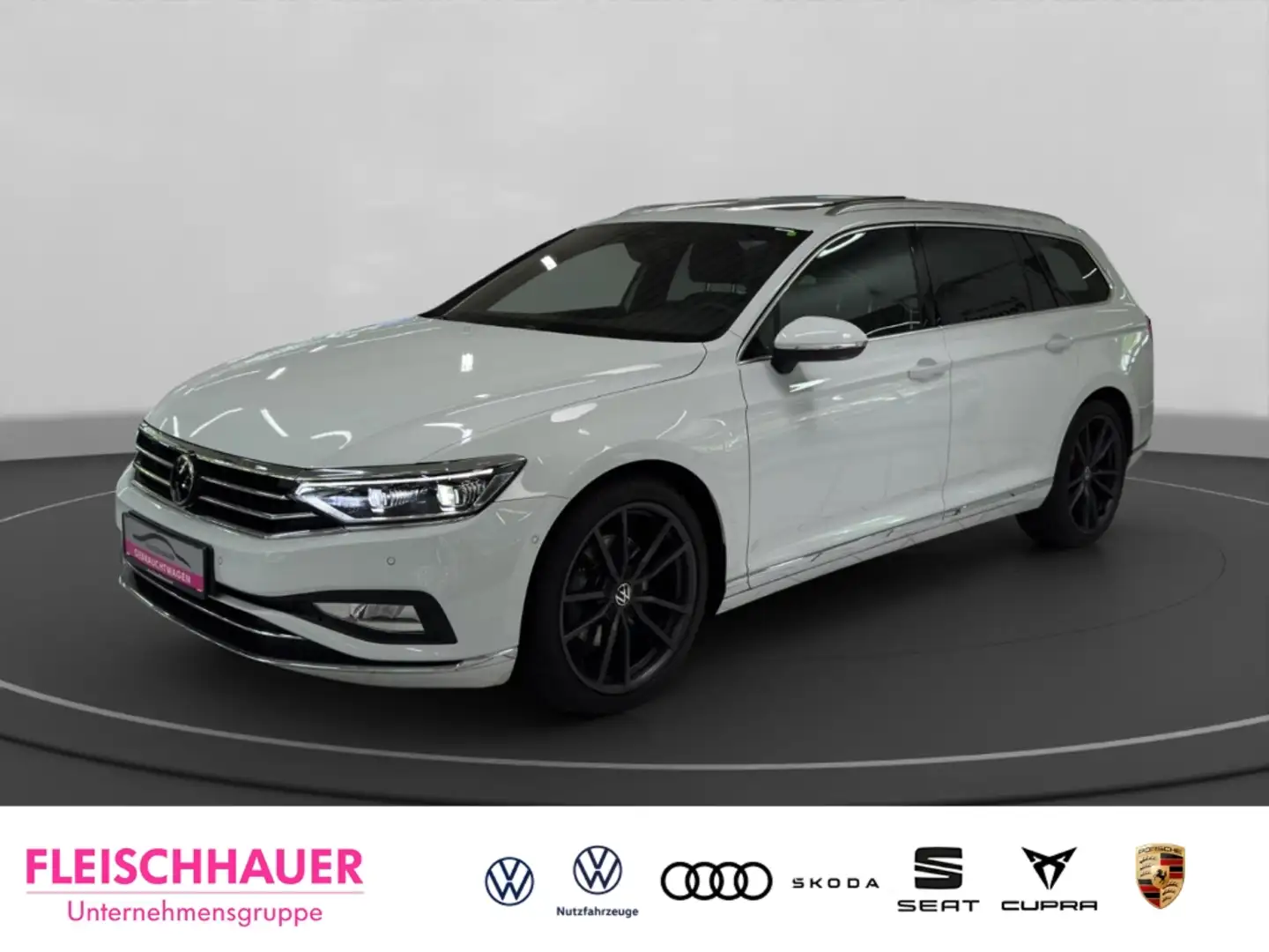 Volkswagen Passat Variant 2.0 TDI DSG R-LINE PANO AHK TEILLEDER KEYLESS Weiß - 1