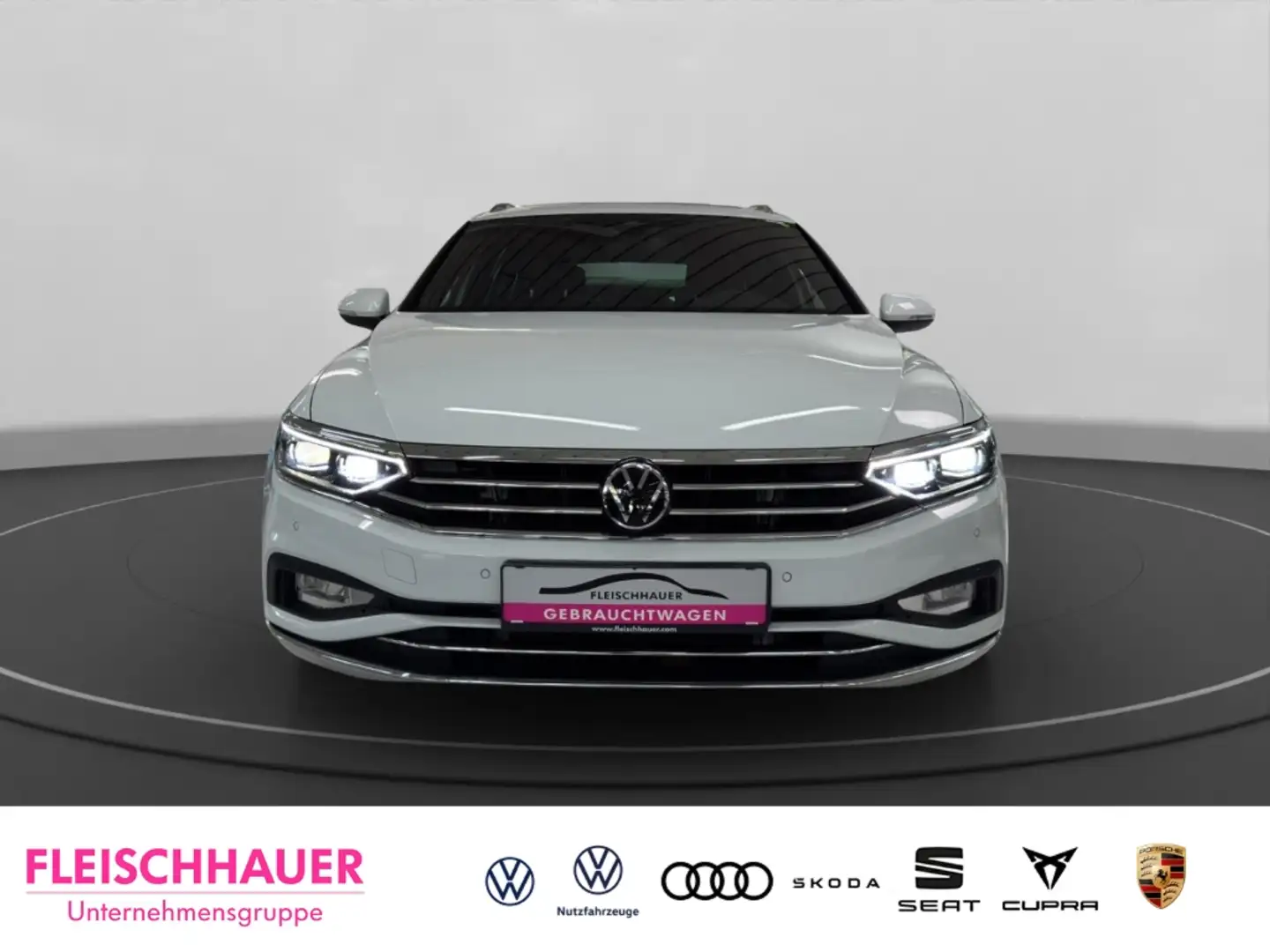 Volkswagen Passat Variant 2.0 TDI DSG R-LINE PANO AHK TEILLEDER KEYLESS Weiß - 2