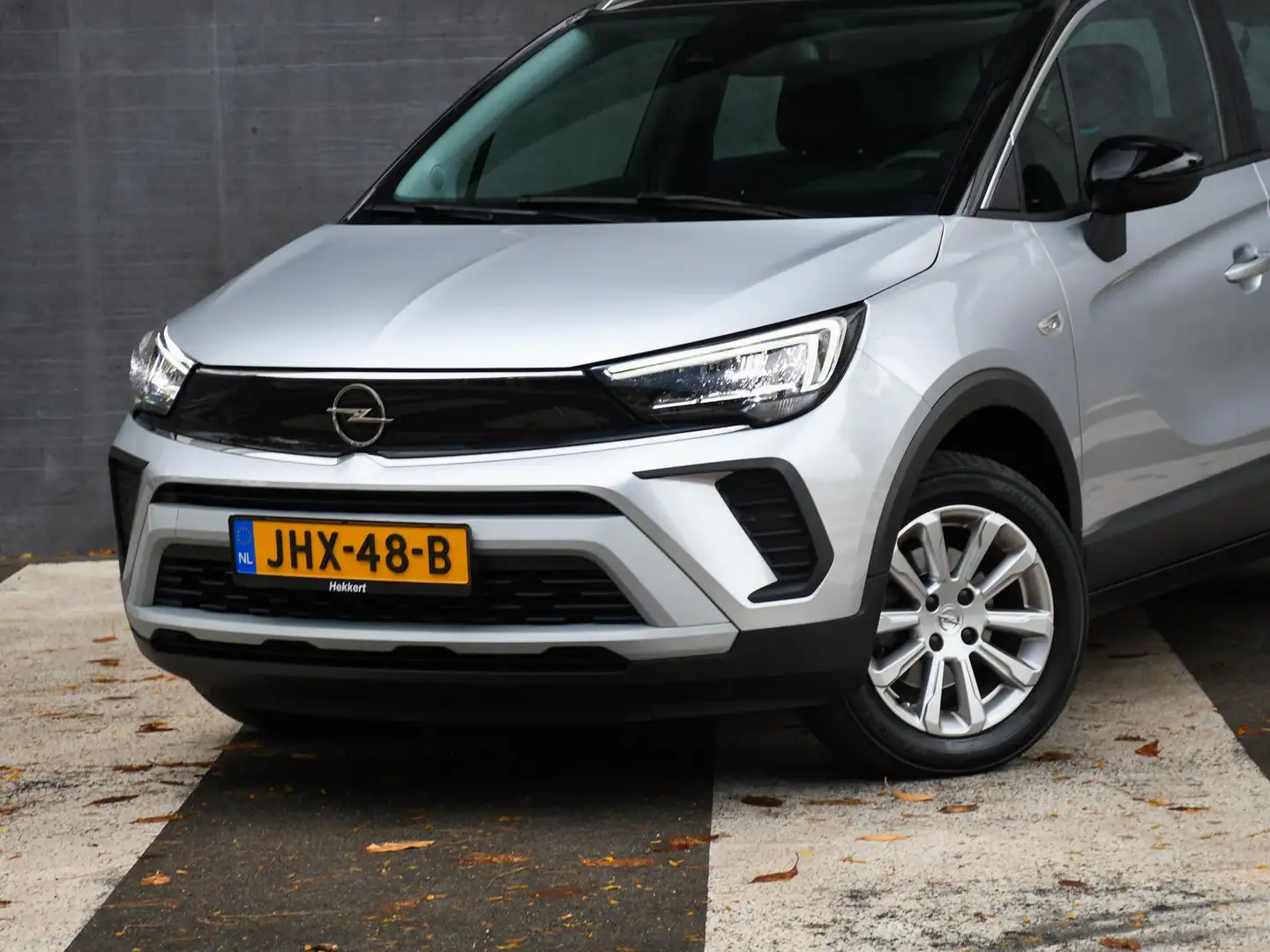 Opel Crossland Elegance 1.2 Turbo 110pk PANO-DAK | CRUISE.C | DRI Grijs - 2