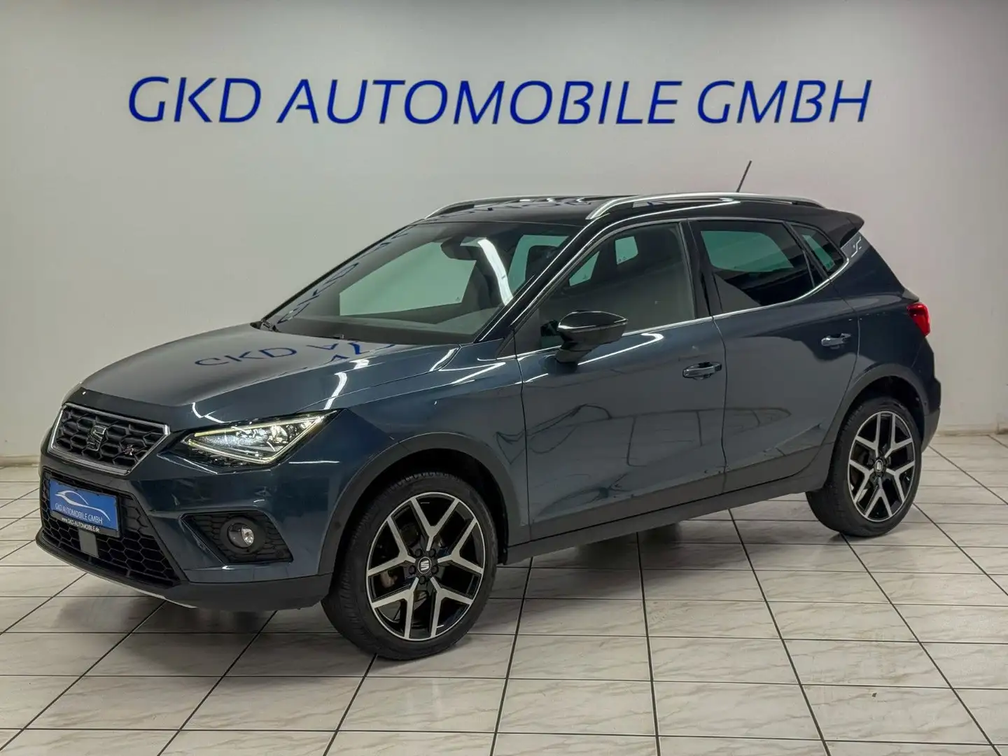 SEAT Arona FR*LED*Kamera*Navi*AppConnect*2-Zonen Gris - 1