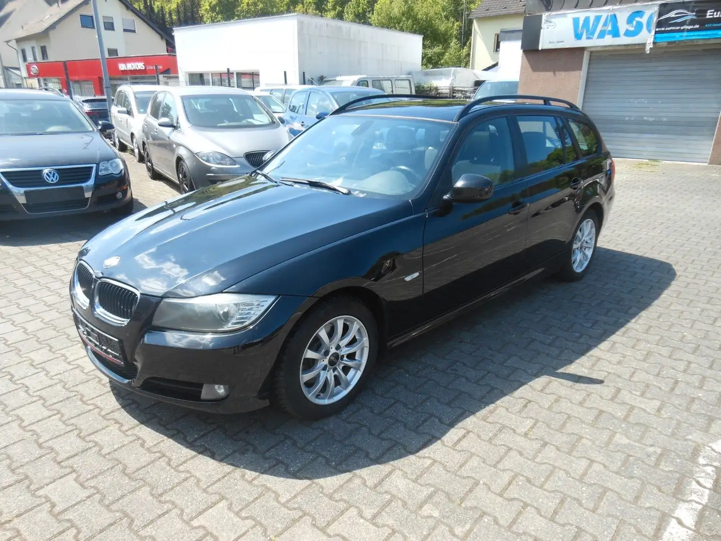 BMW 318 3er Touring 318d/Tüv + Inspektion+Kupplung NEU** Schwarz - 1