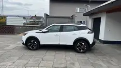 Peugeot 2008 HDi NAVI LEDER KAMER ACC AHK TEMP SITZH PDC