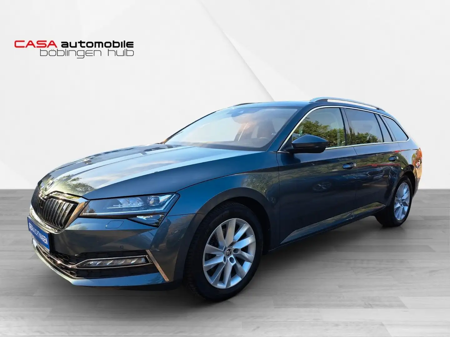 Skoda Superb Combi Style iV 1.4 e-Hybrid DSG Grau - 1
