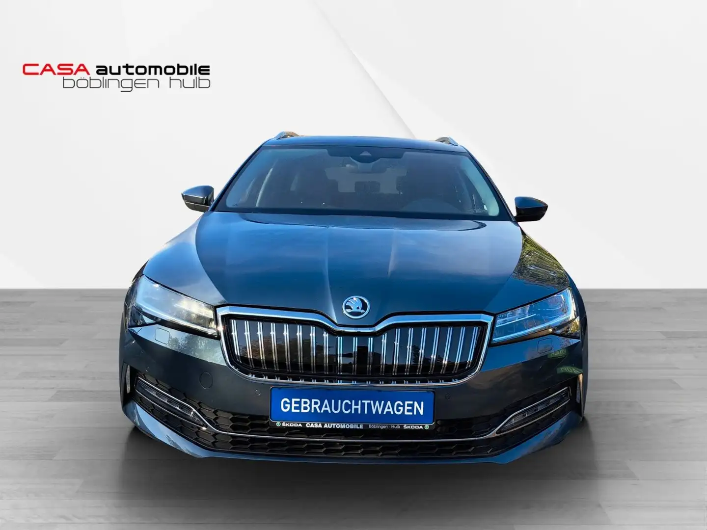 Skoda Superb Combi Style iV 1.4 e-Hybrid DSG Grau - 2