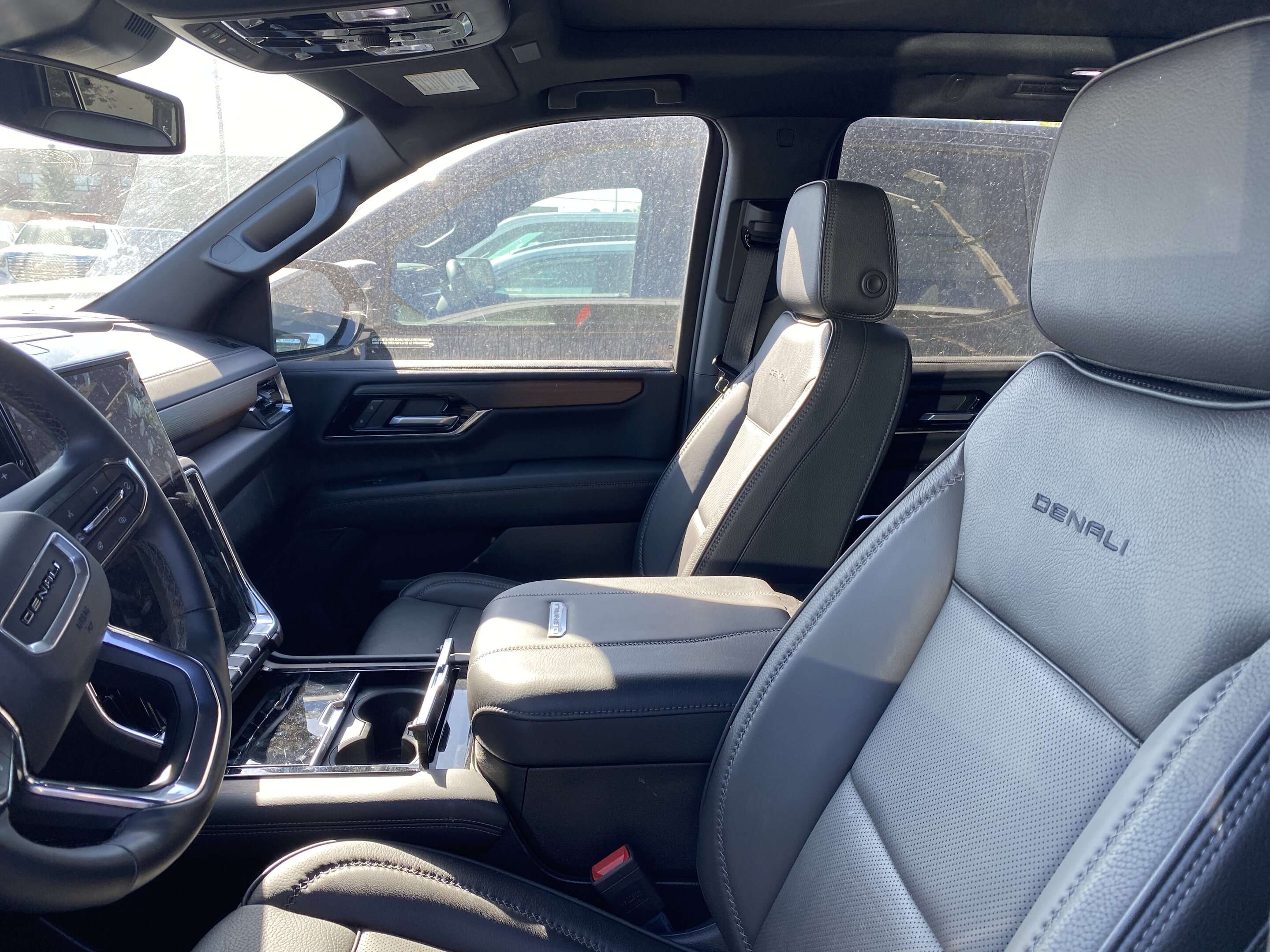 2026 GMC Yukon Denali 4WD — снимка 1