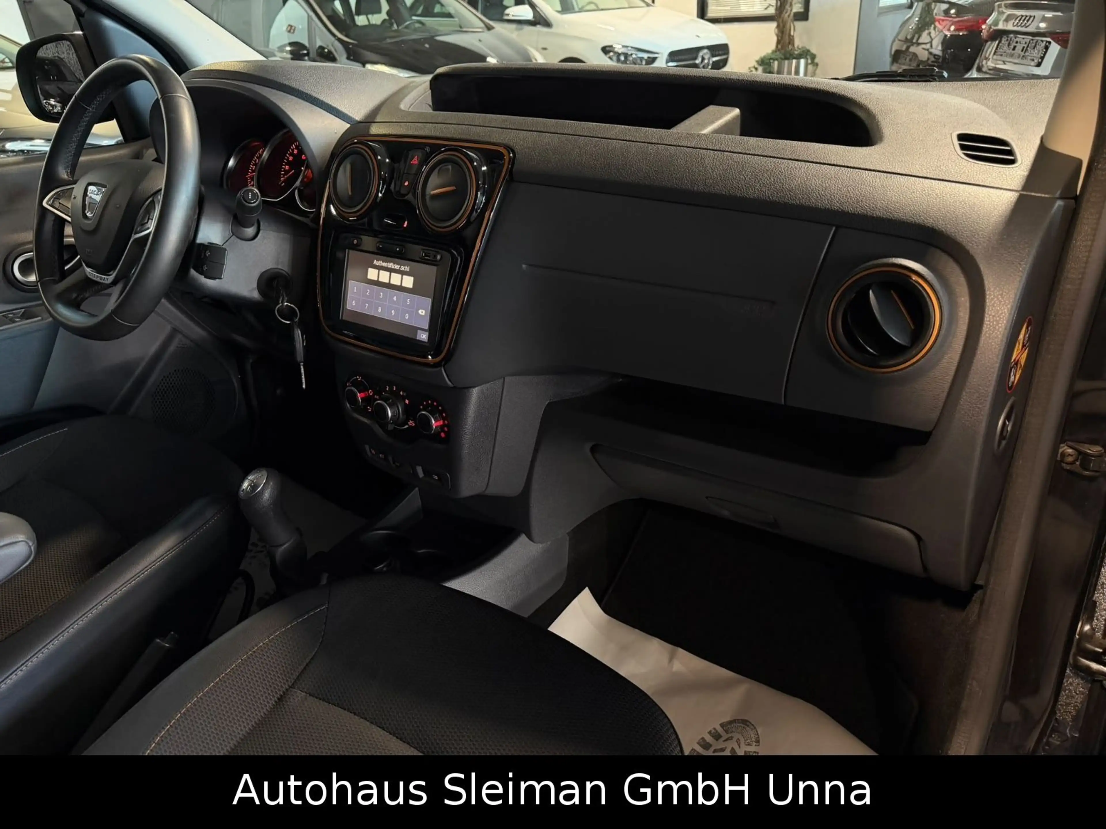 Dacia Dokker Stepway Celebration/Klima/Navi/Tüv-Neu — photo 15