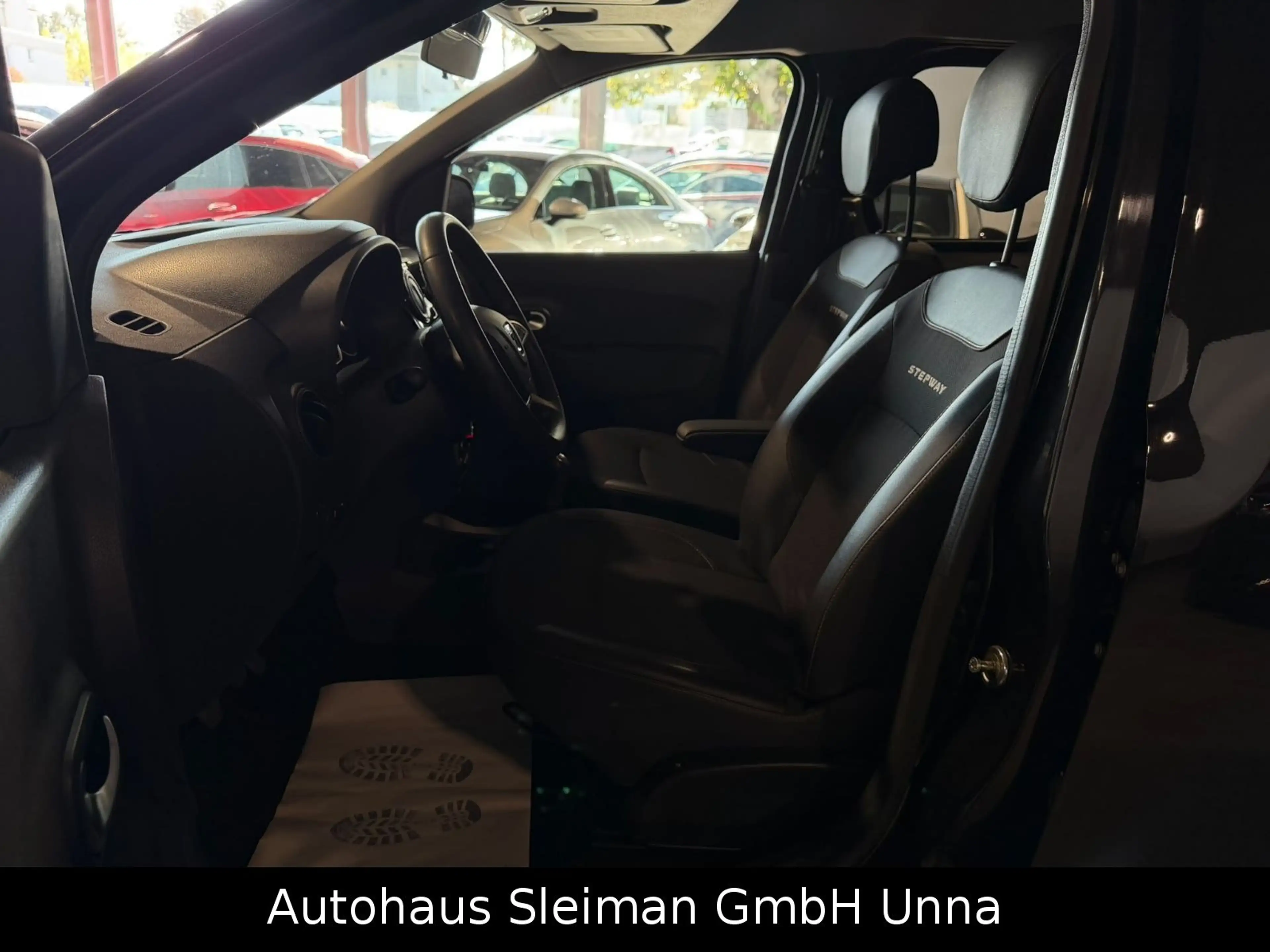 Dacia Dokker Stepway Celebration/Klima/Navi/Tüv-Neu — photo 8