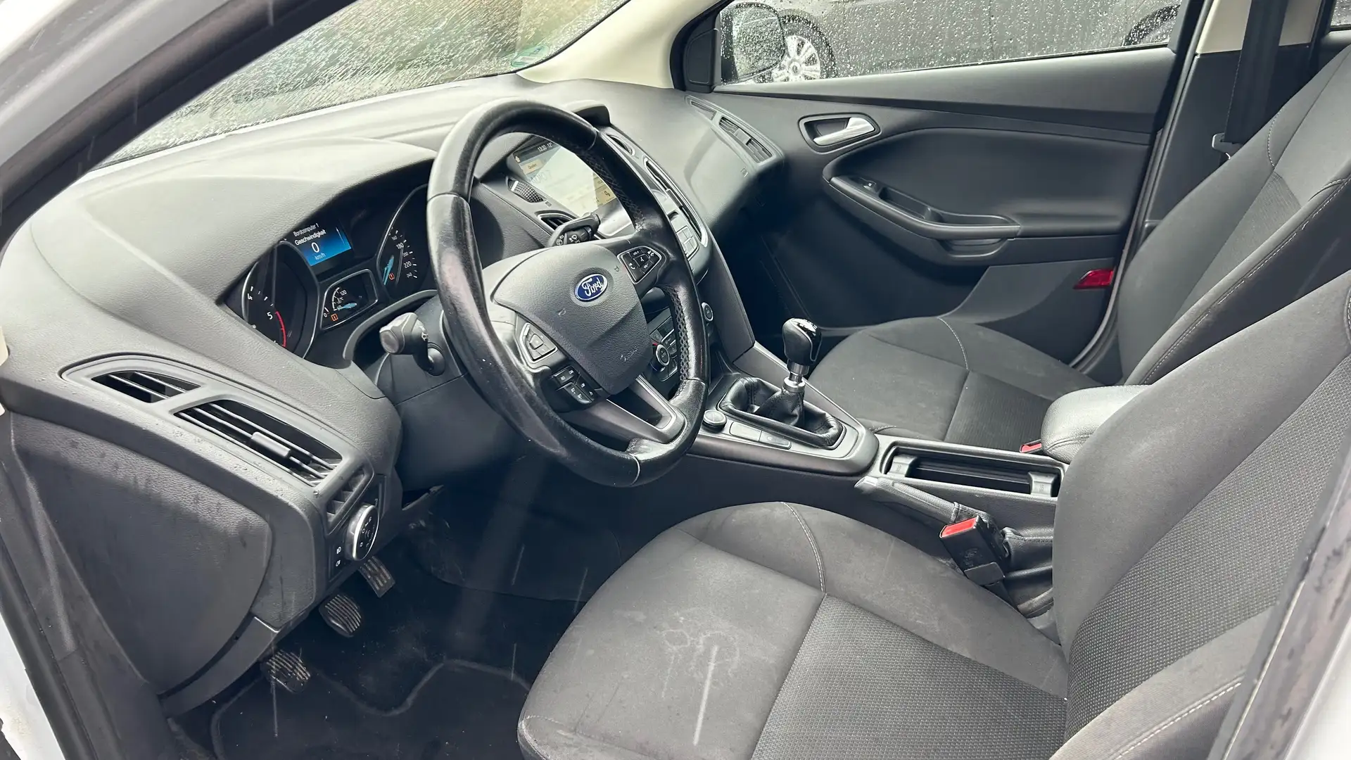 Ford Focus Business Weiß - 2
