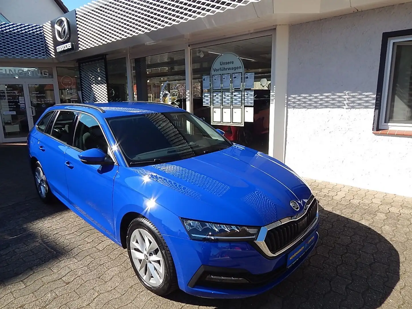 Skoda Octavia Combi Ambition iV Plug In-Hybrid Bleu - 2