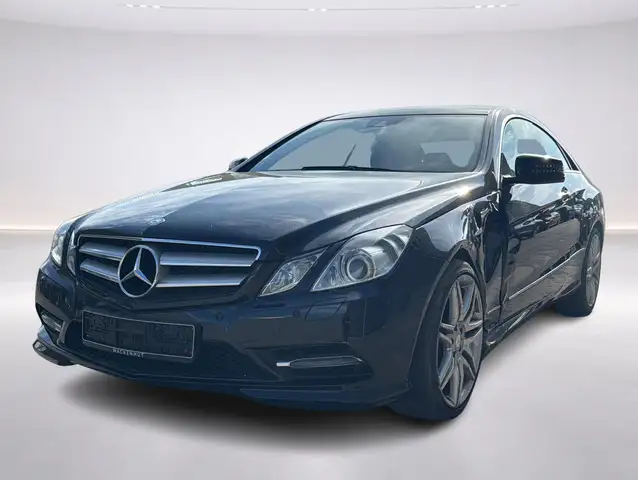 Mercedes-Benz E 350 AMG Line BlueEfficiency (207.359)