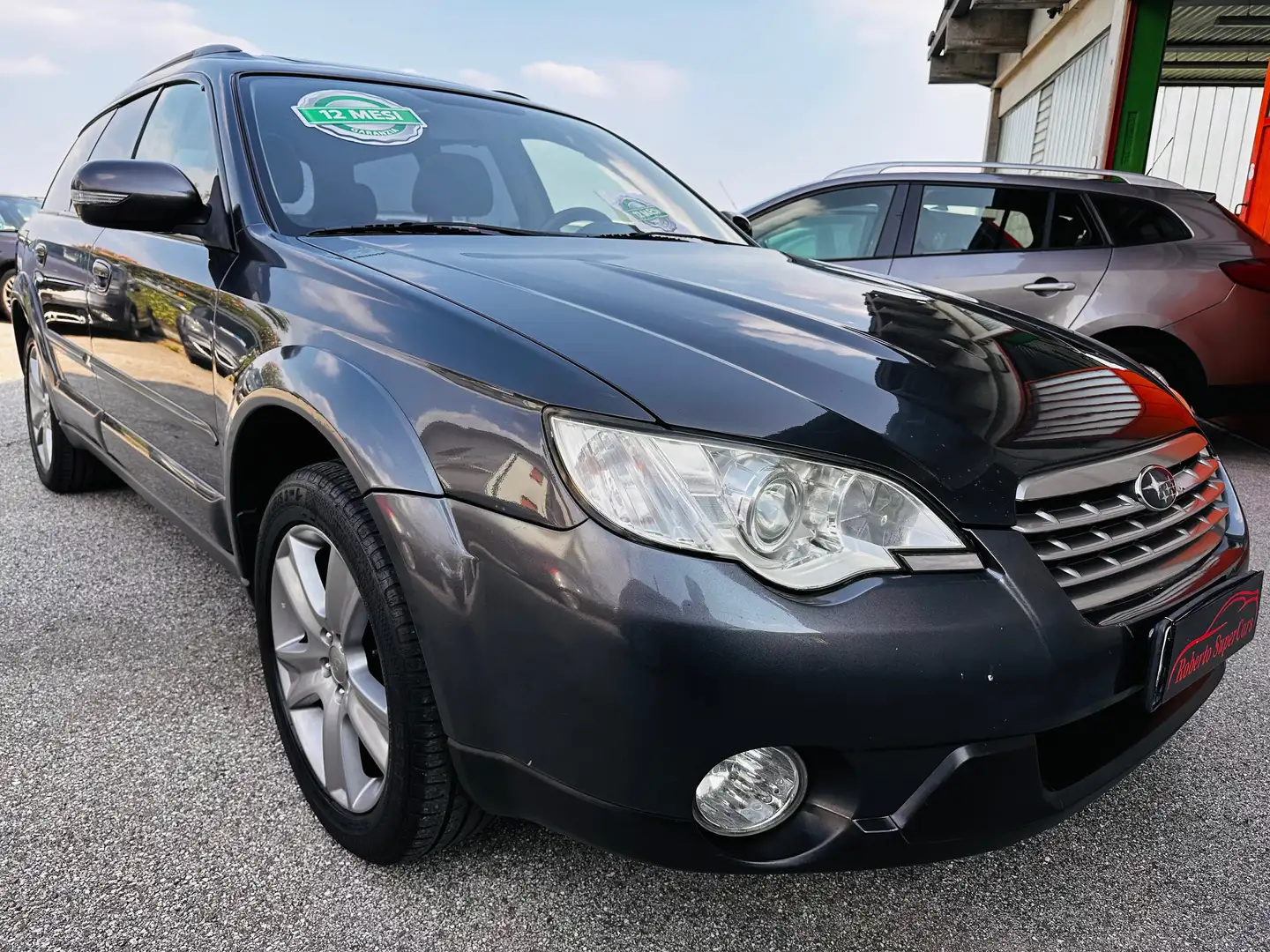 Subaru OUTBACK 2.5 Black Limited 4X4 Bi-Fuel GPL Automatico Grigio - 1