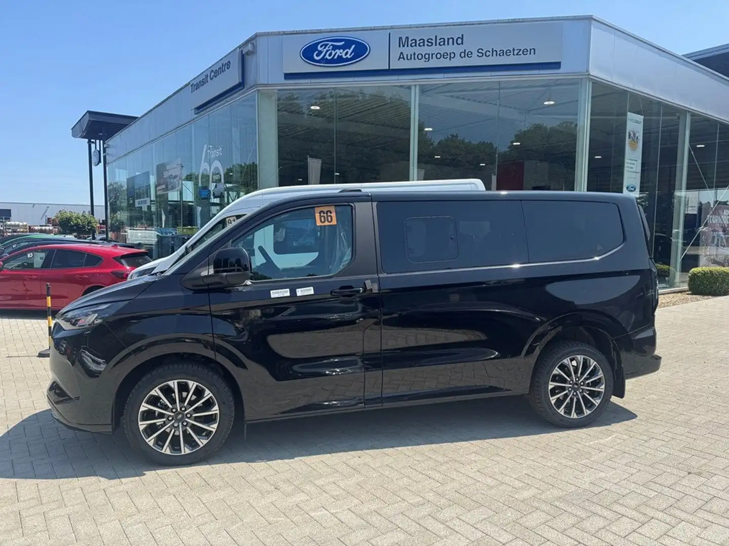 Ford Tourneo V710 Tourneo PHEV 340S Titanium (pano dak, trekha Nero - 1