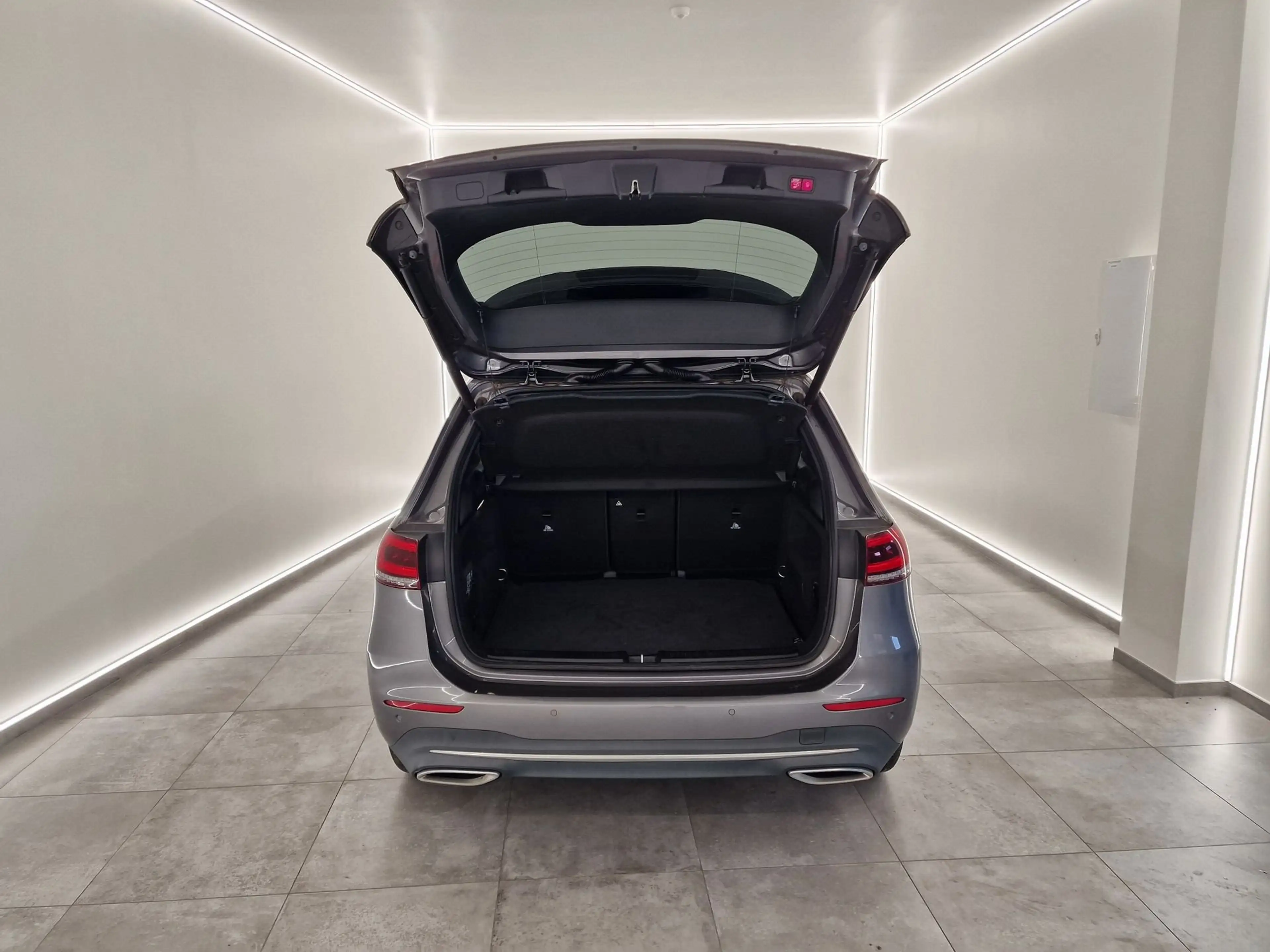 Mercedes-Benz B 160 PHEV AUTOMAAT-OPEN DAK-TAL VAN OPTIES-21000KM!!! — photo 4