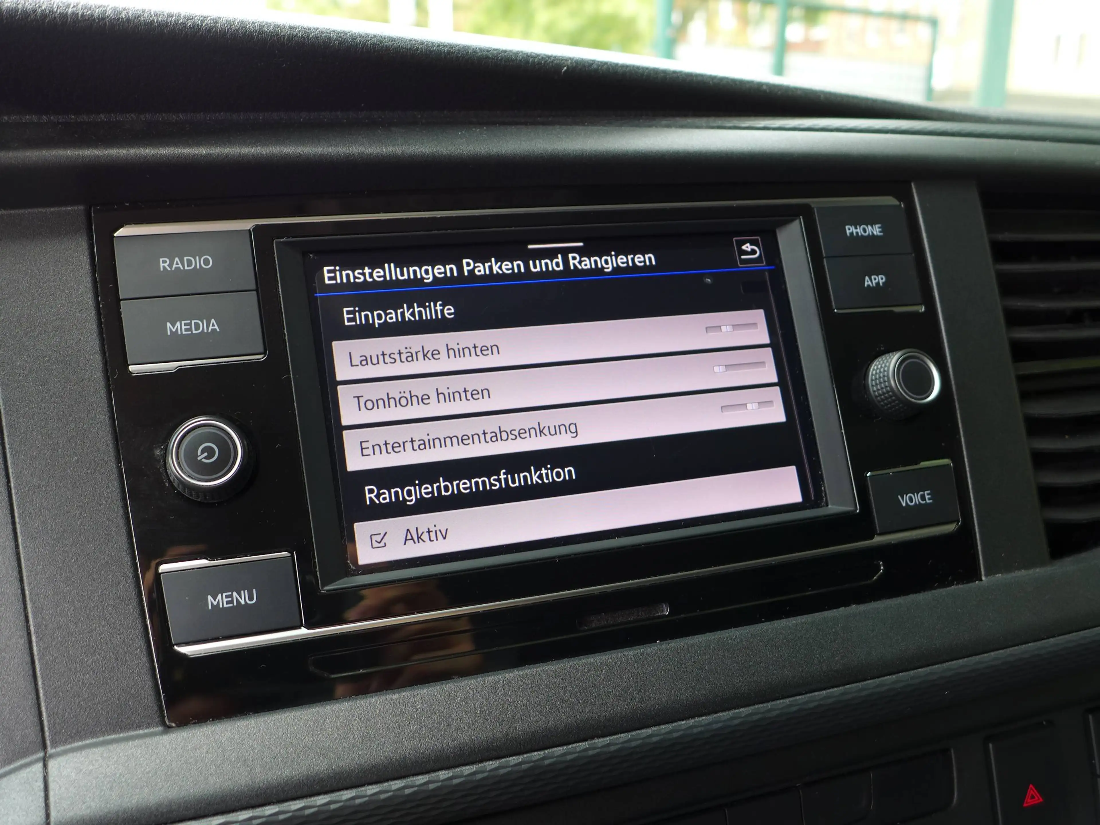 Volkswagen T6.1 Transporter Transporter T6.1 2.0 TDI BMT Klima / APP / PDC — photo 10