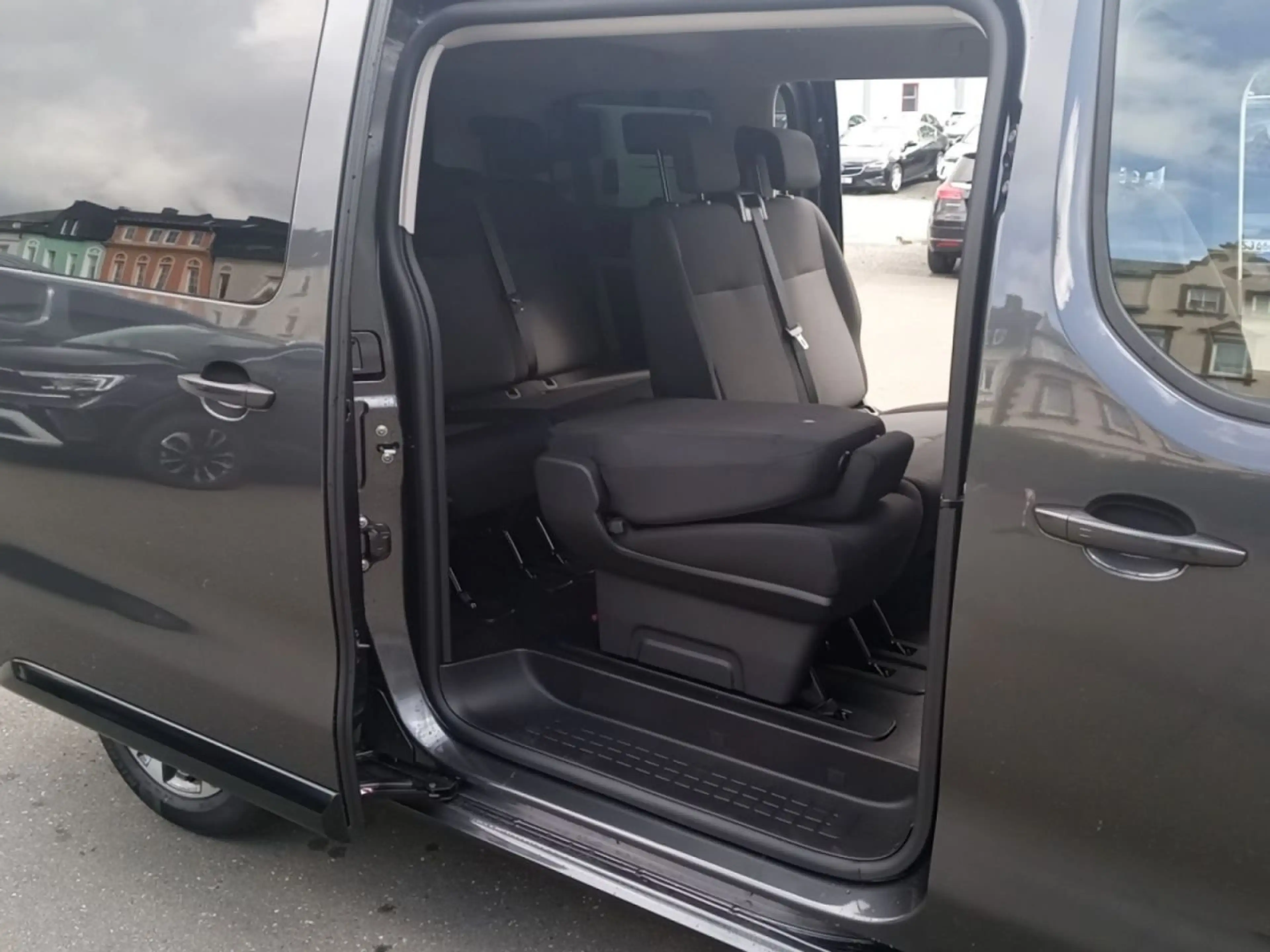 Opel Zafira Edition 2.0 Diesel — photo 10