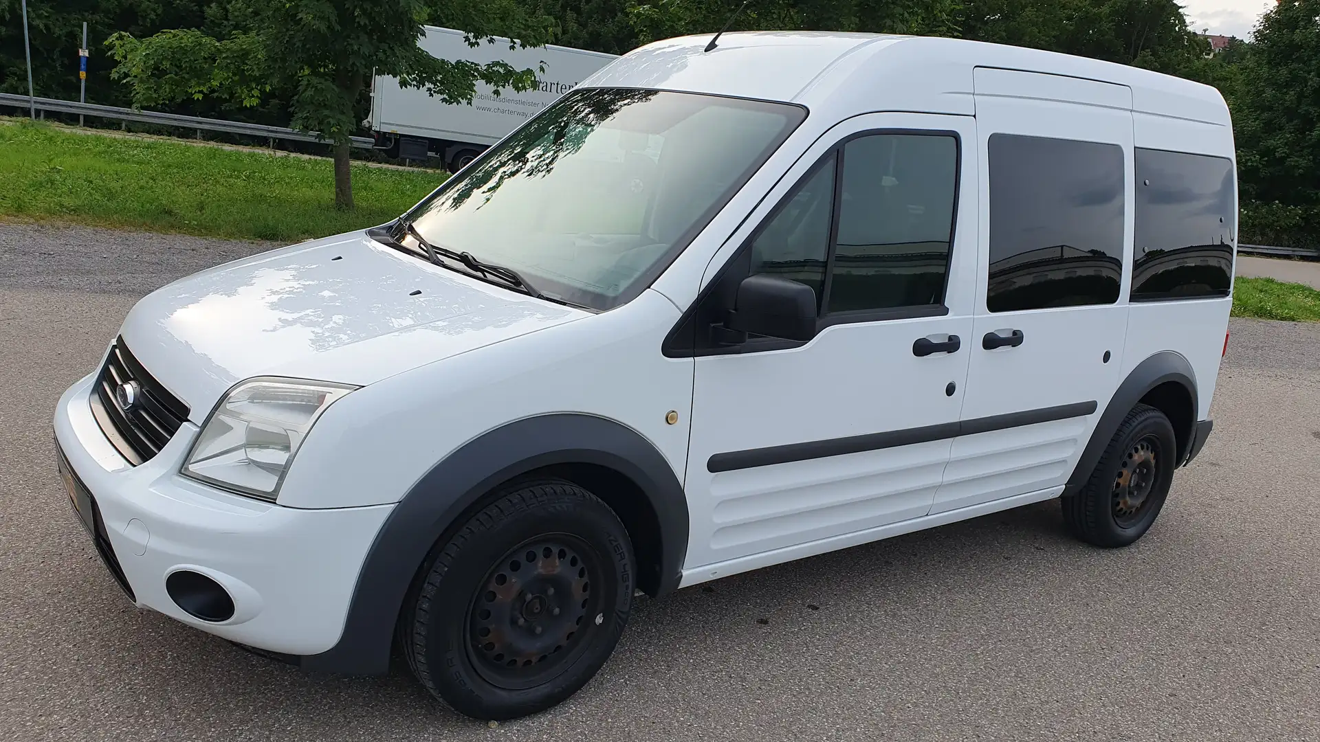 Ford Tourneo Connect Trend lang 1,8 TD / 8 Sitzer / Klima / 1.Hand Blanco - 1