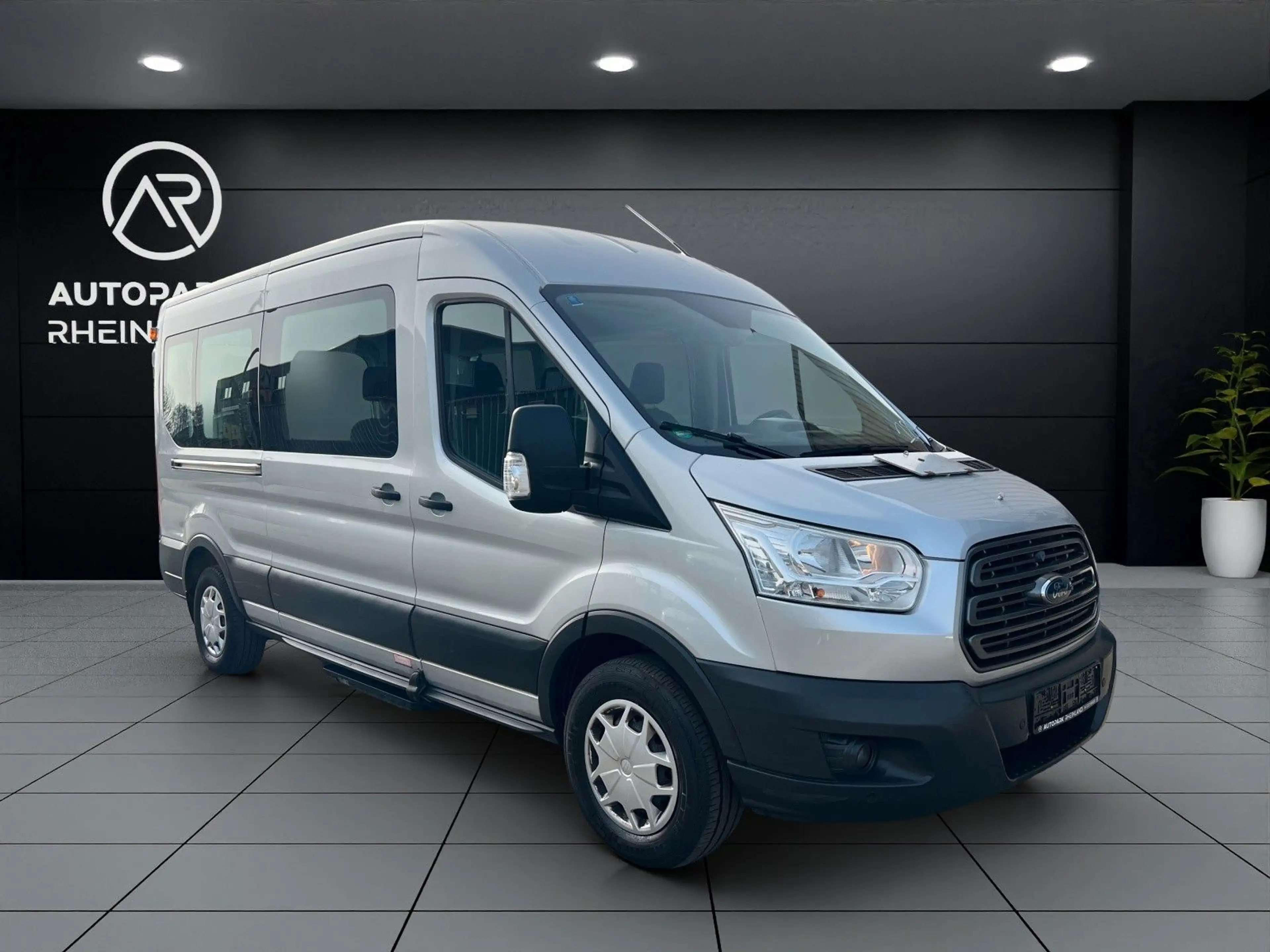 Ford Transit Kombi 350*9-Sitze*Rollstuhlrampe*Klima* — photo 3