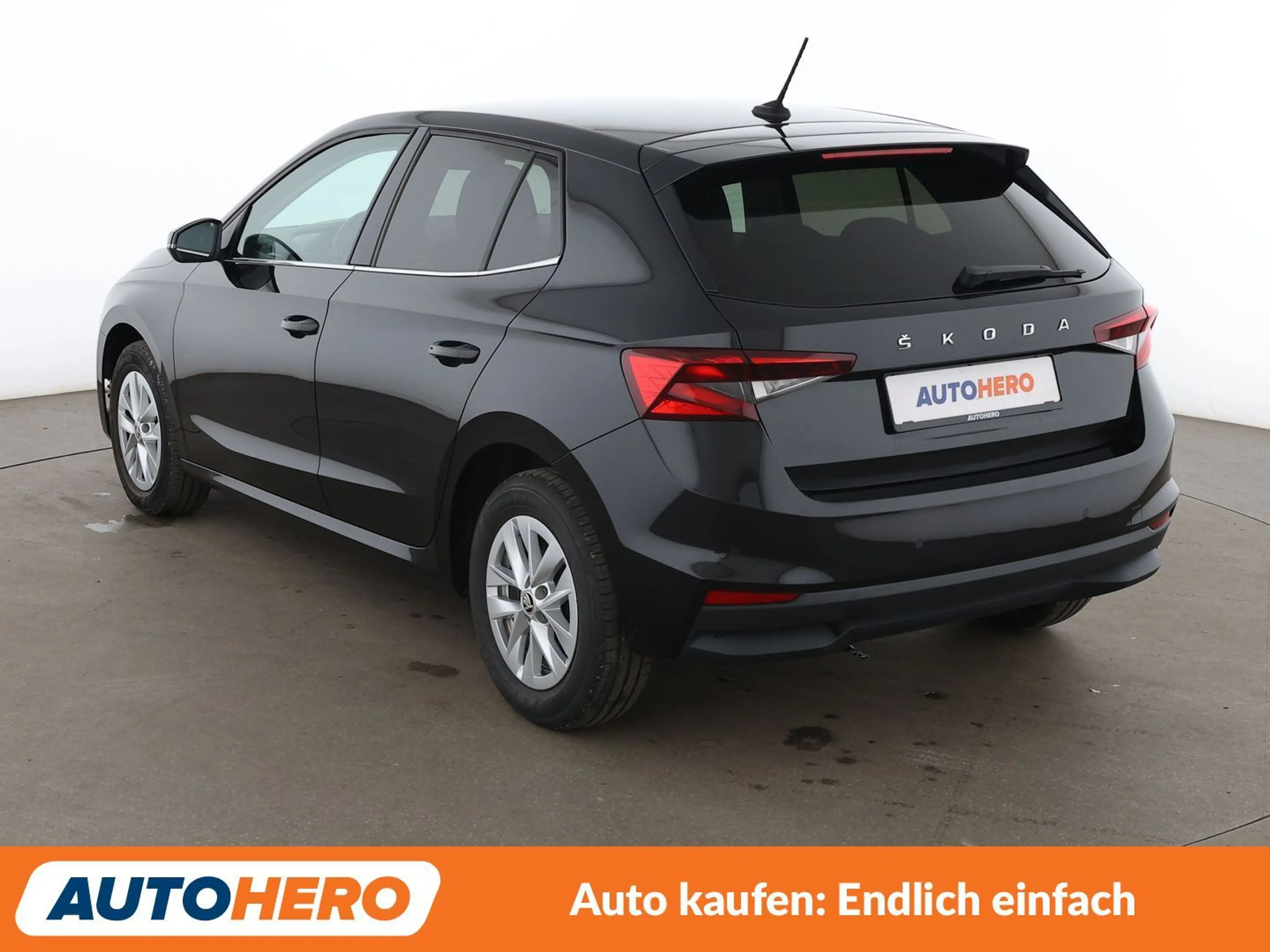 Skoda Fabia 1.0 TSI Ambition Aut.*LED*SPUR*PDC*SHZ*KLIMA* — photo 4