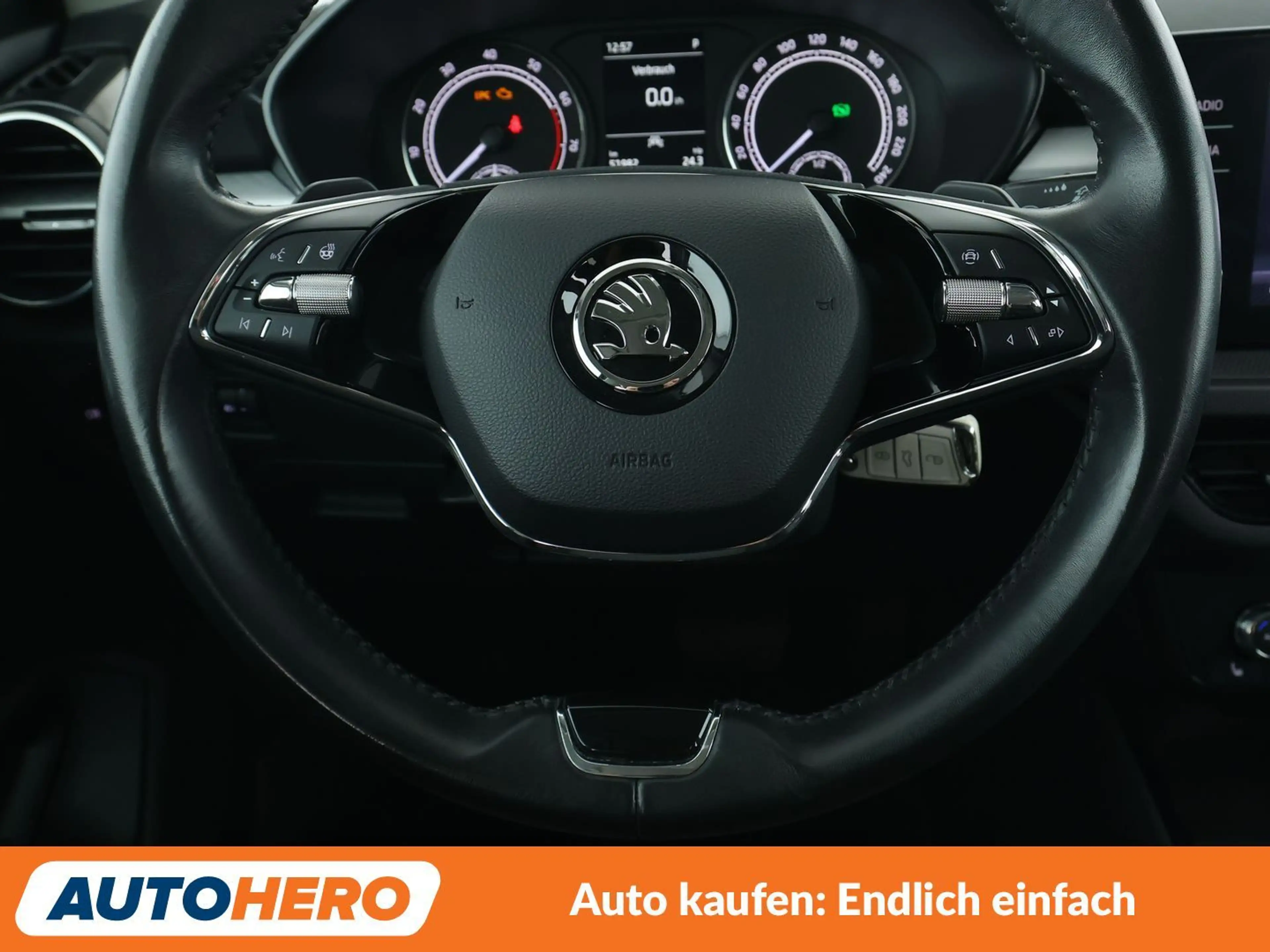 Skoda Fabia 1.0 TSI Ambition Aut.*LED*SPUR*PDC*SHZ*KLIMA* — photo 10