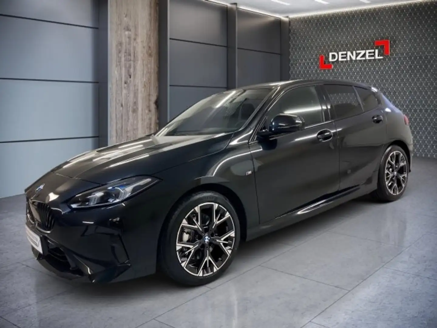 BMW 118 d 5-Türer F70 B47 Schwarz - 2