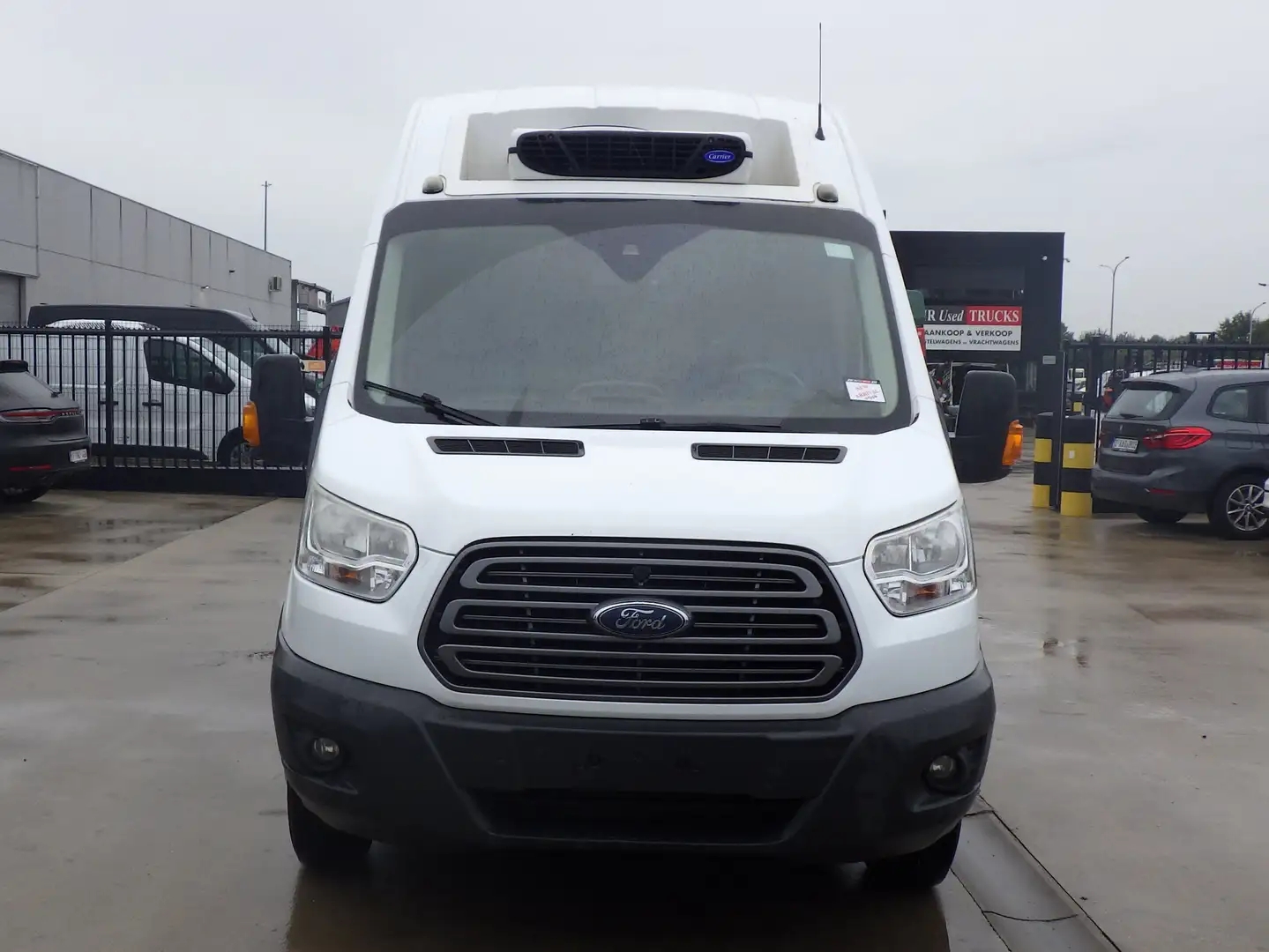Ford Transit (Stock ID 01306) Bianco - 2