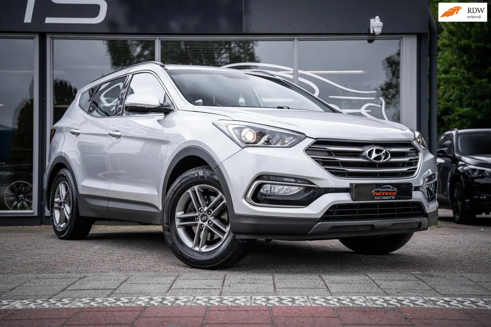Hyundai SANTA FE 2.4L|2500 kg trekgewicht|Trekhaak|Navi|Stoelverwar Grau - 1