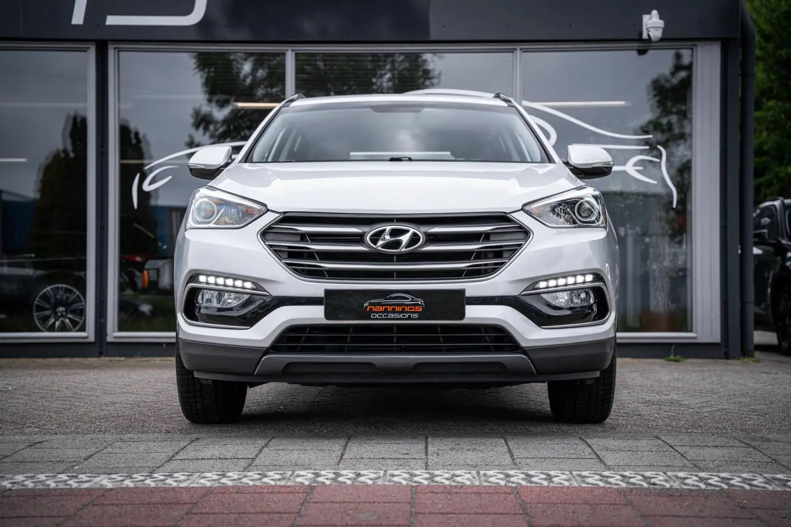 Hyundai SANTA FE 2.4L|2500 kg trekgewicht|Trekhaak|Navi|Stoelverwar Grau - 2