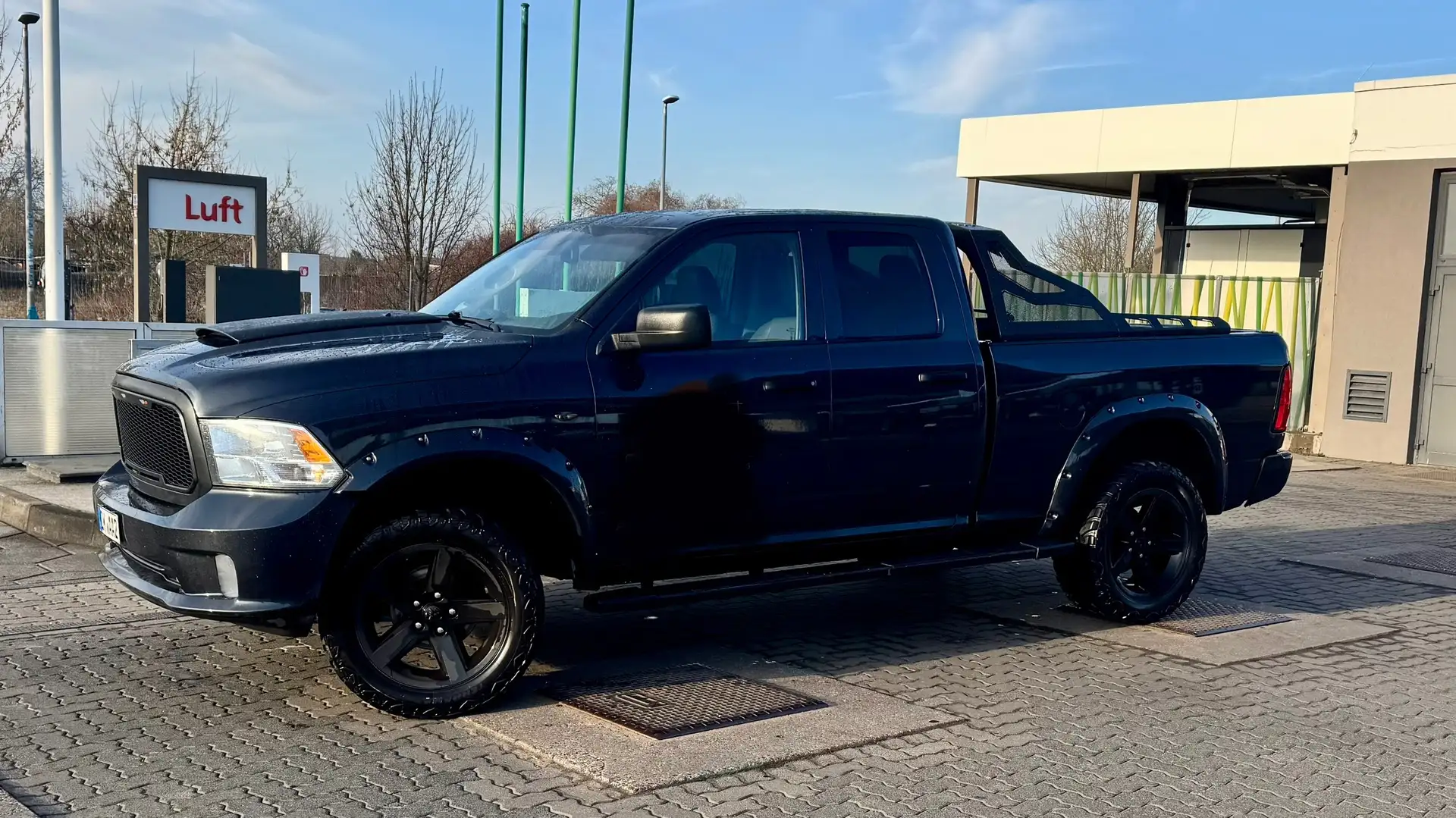Dodge RAM 3,6 V6 Tradesmann Quad Cab 4x4 Gas Noir - 2