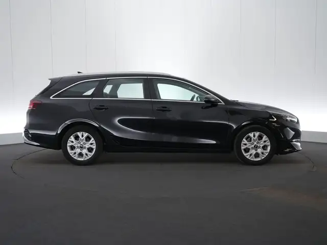 Kia Ceed view 6