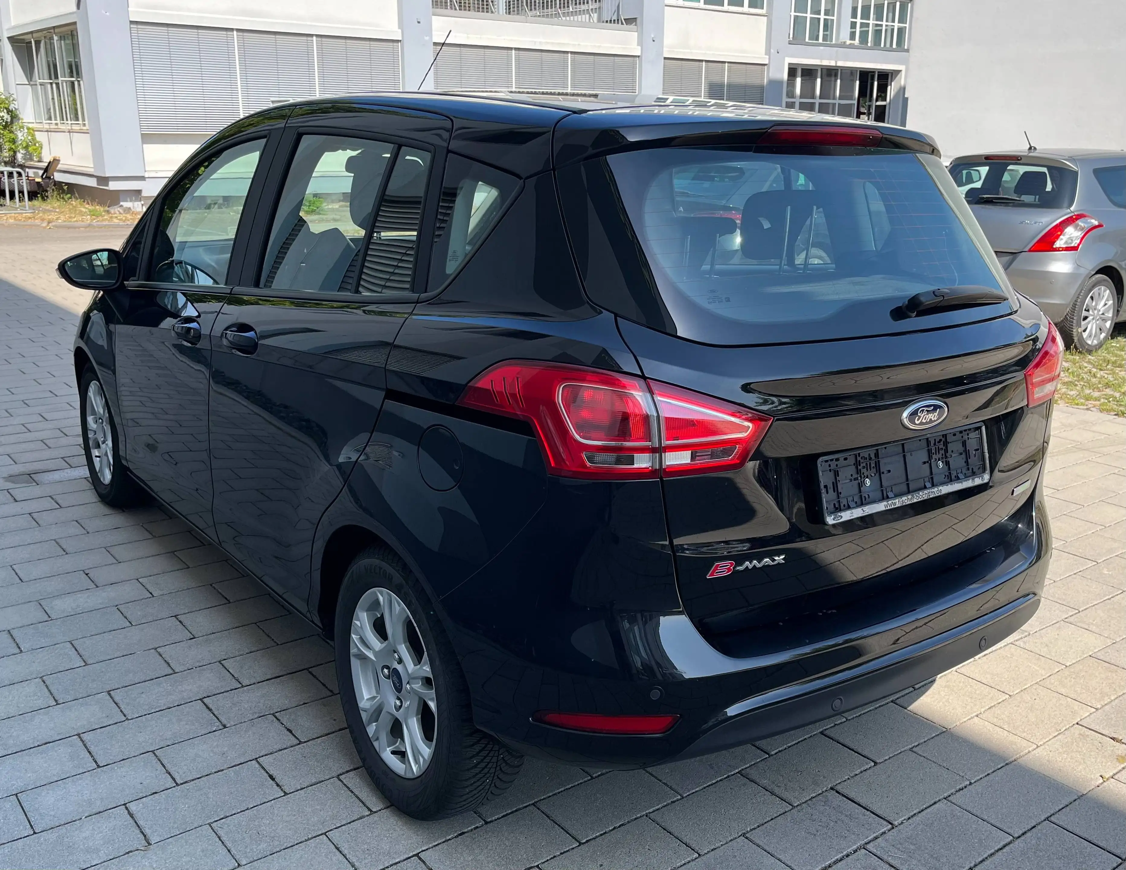 Ford B-Max Edition/. Nur-34000 T KM / TÜV AU Neu/ Klima — photo 4