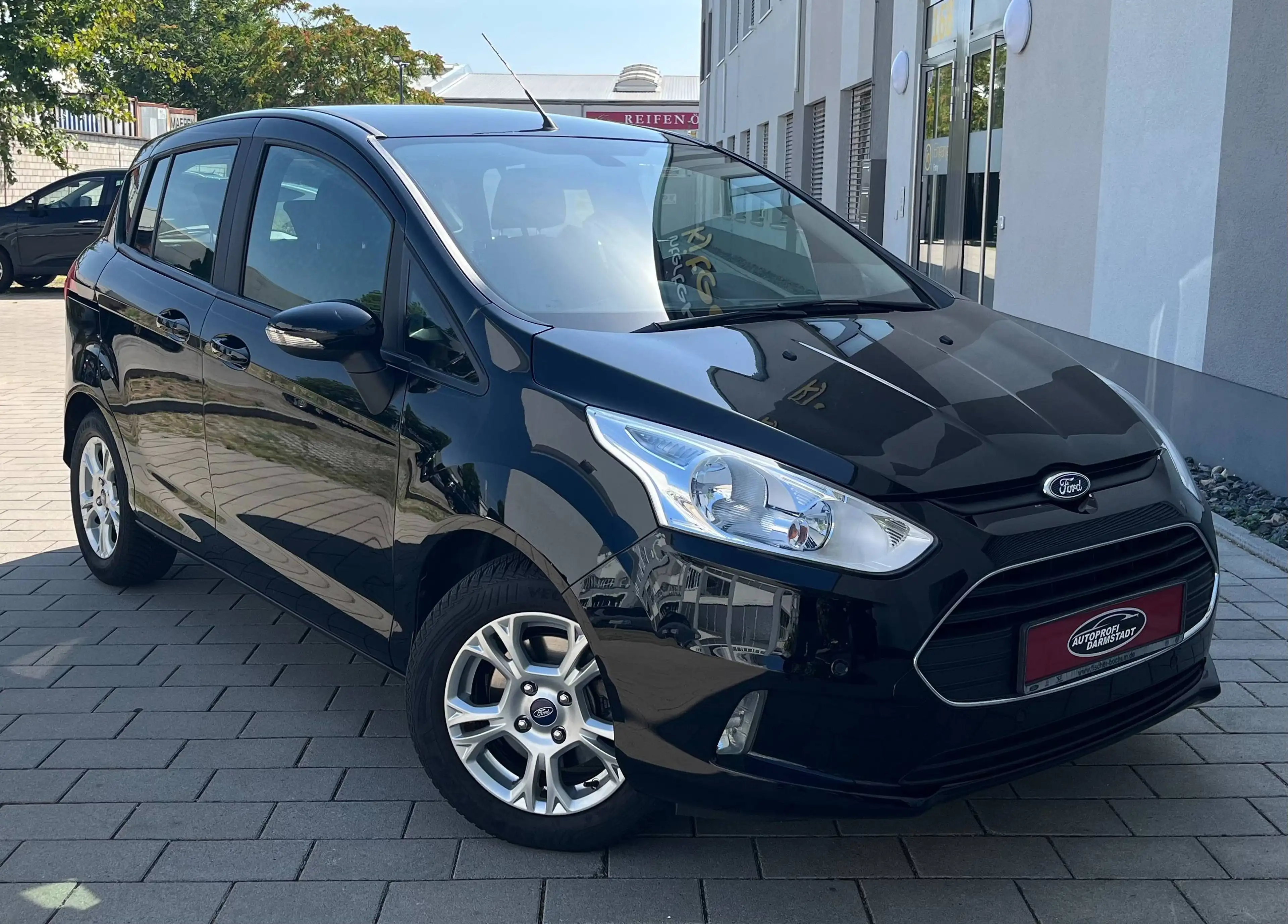 Ford B-Max Edition/. Nur-34000 T KM / TÜV AU Neu/ Klima — photo 9