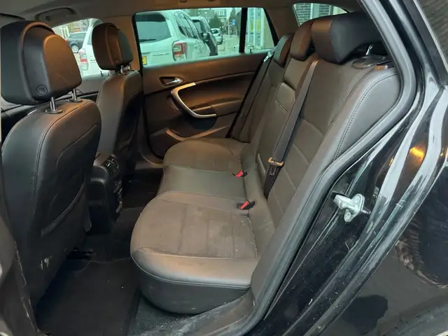 Opel Insignia view 11