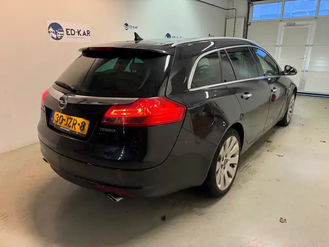 Opel Insignia view 5