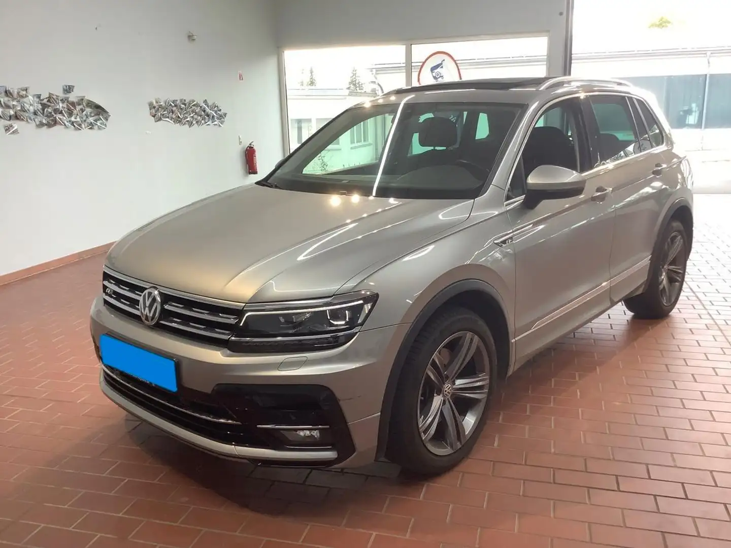 Volkswagen Tiguan R-Line 4Motion|220PS|Pano|LED|ACC|DCC|++ Argento - 2