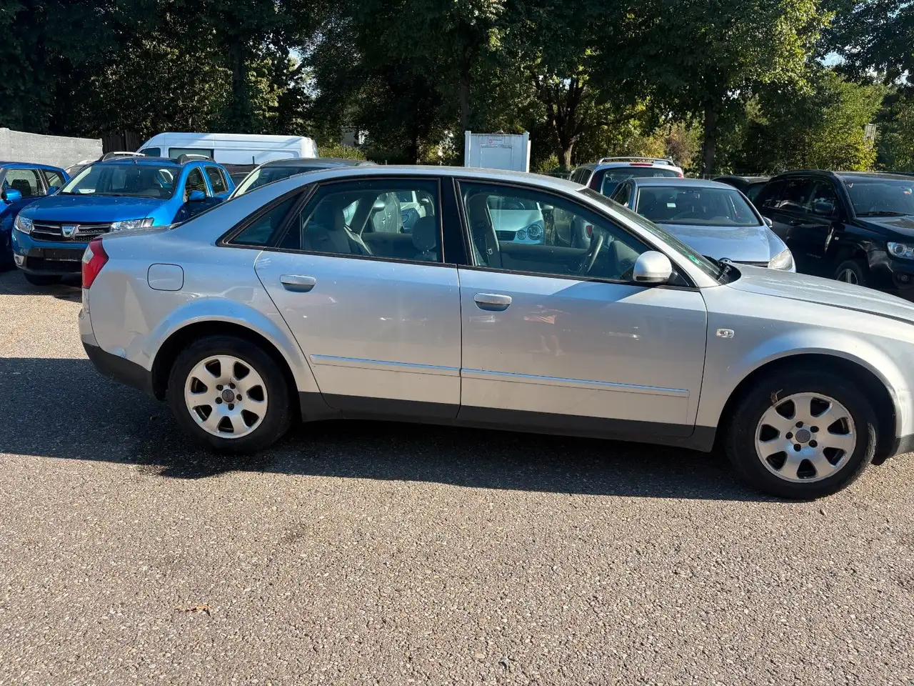 Audi A4 2.0 Benzin Automatik TÜV 03/28 MOTOR PROBLEM, foto 5