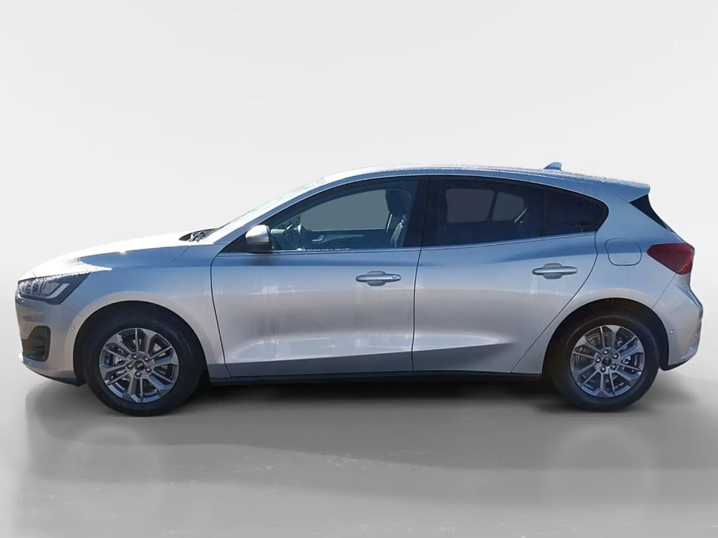 Ford Focus 1,0 EcoBoost Hybrid Titanium Stříbrná - 2