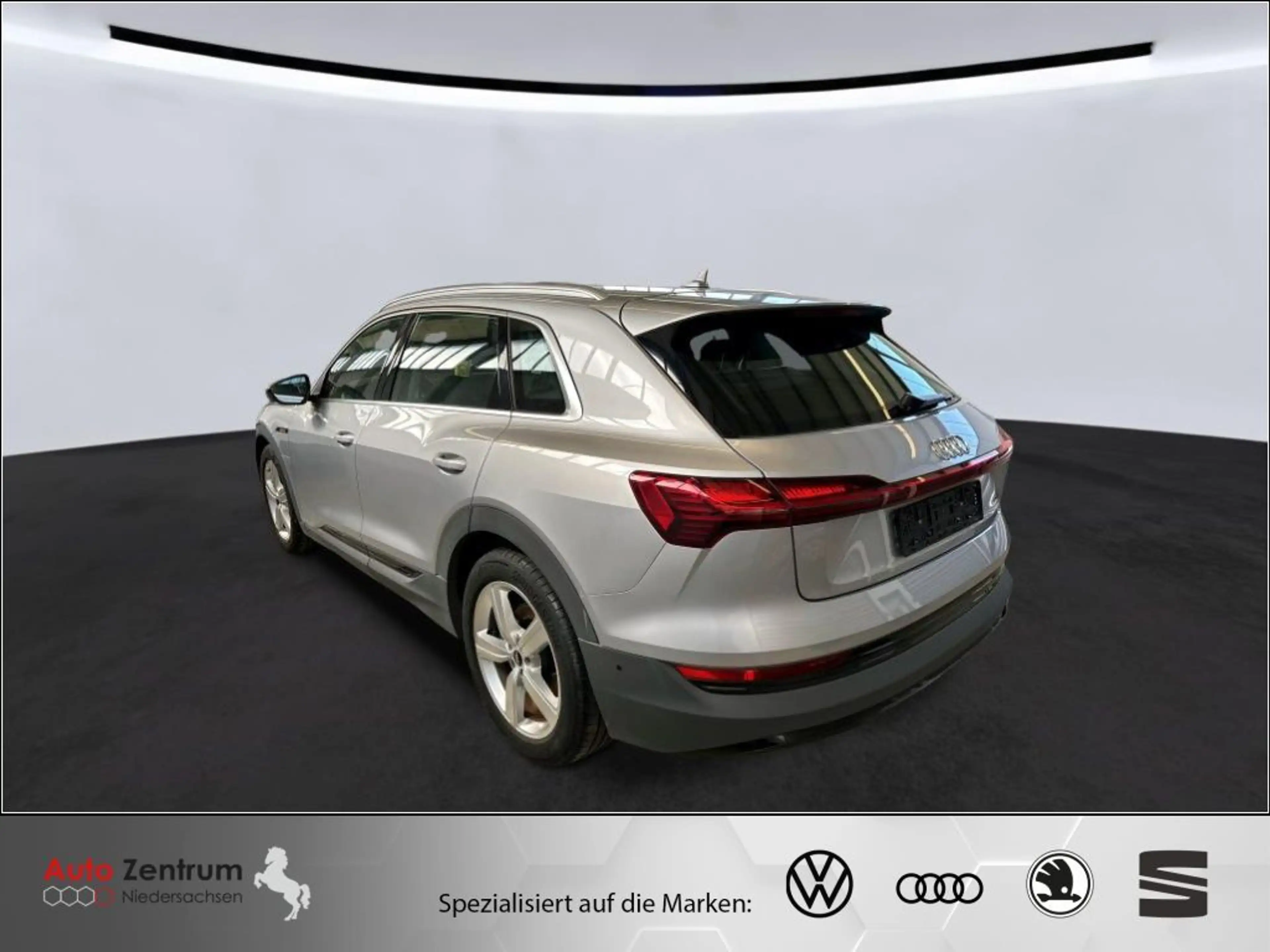 Audi e-tron 55 quattro AZN-Haus-Förderung* 360°StandH Luftfedg — photo 3