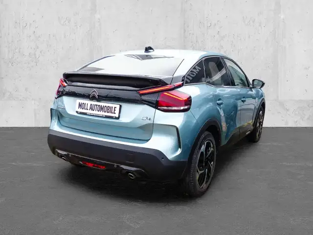 Citroen C4 view 2