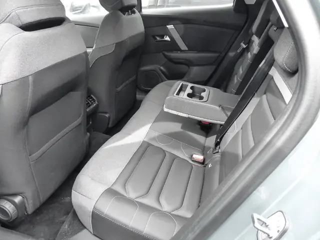 Citroen C4 view 13