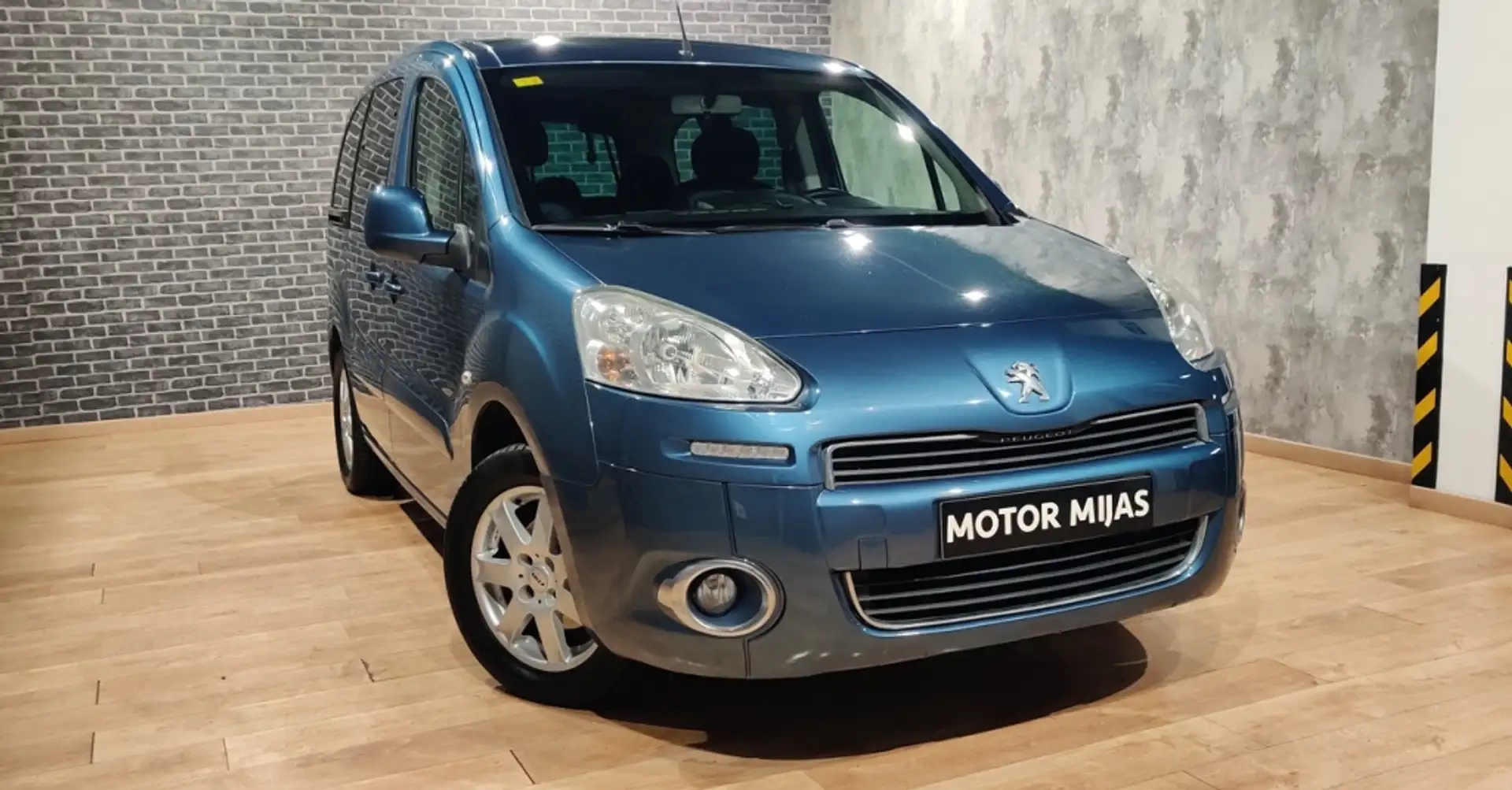 Peugeot Partner Tepee 1.6HDI Office 92 Azul - 1