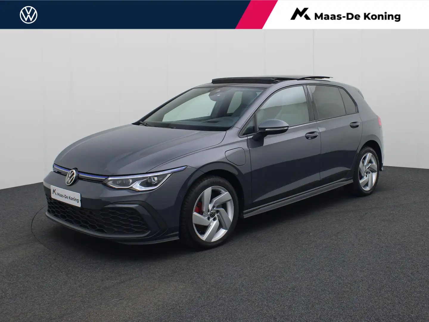 Volkswagen Golf GTE 1.4 eHybrid 180kW/245PK DSG · Panoramadak · Leder Grijs - 1