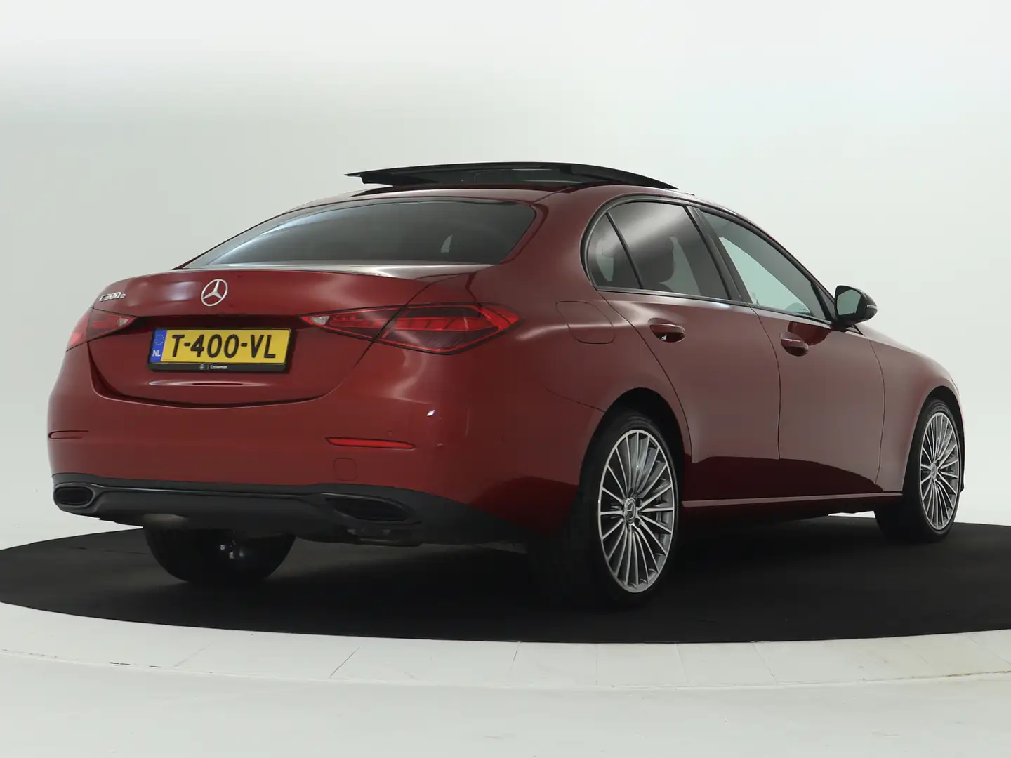 Mercedes-Benz C 300 e AMG Plug-In Hybride | AMG Styling | Panoramadak Rouge - 2